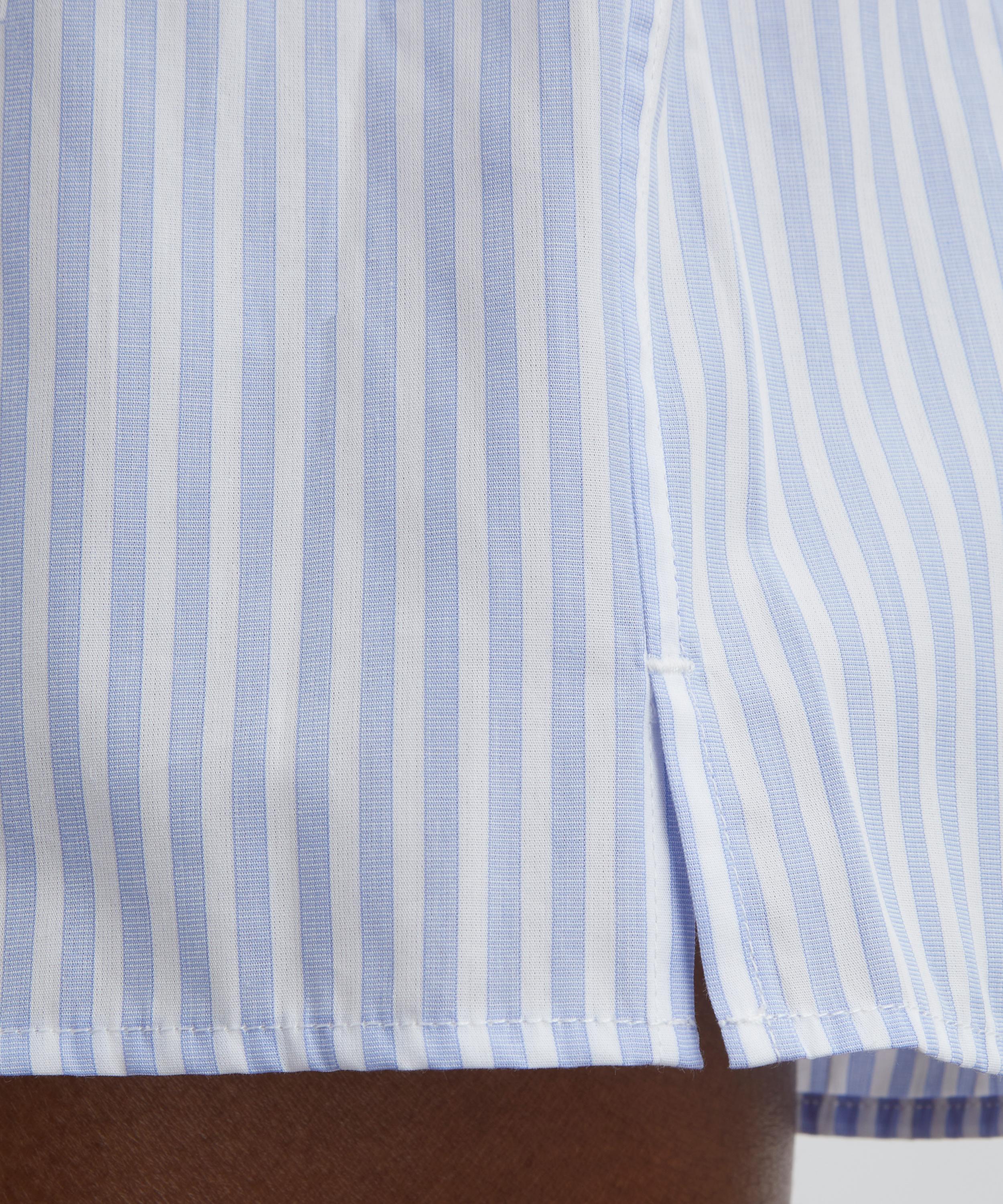 Sporty & Rich - Serif Boxer Logo Shorts image number 4