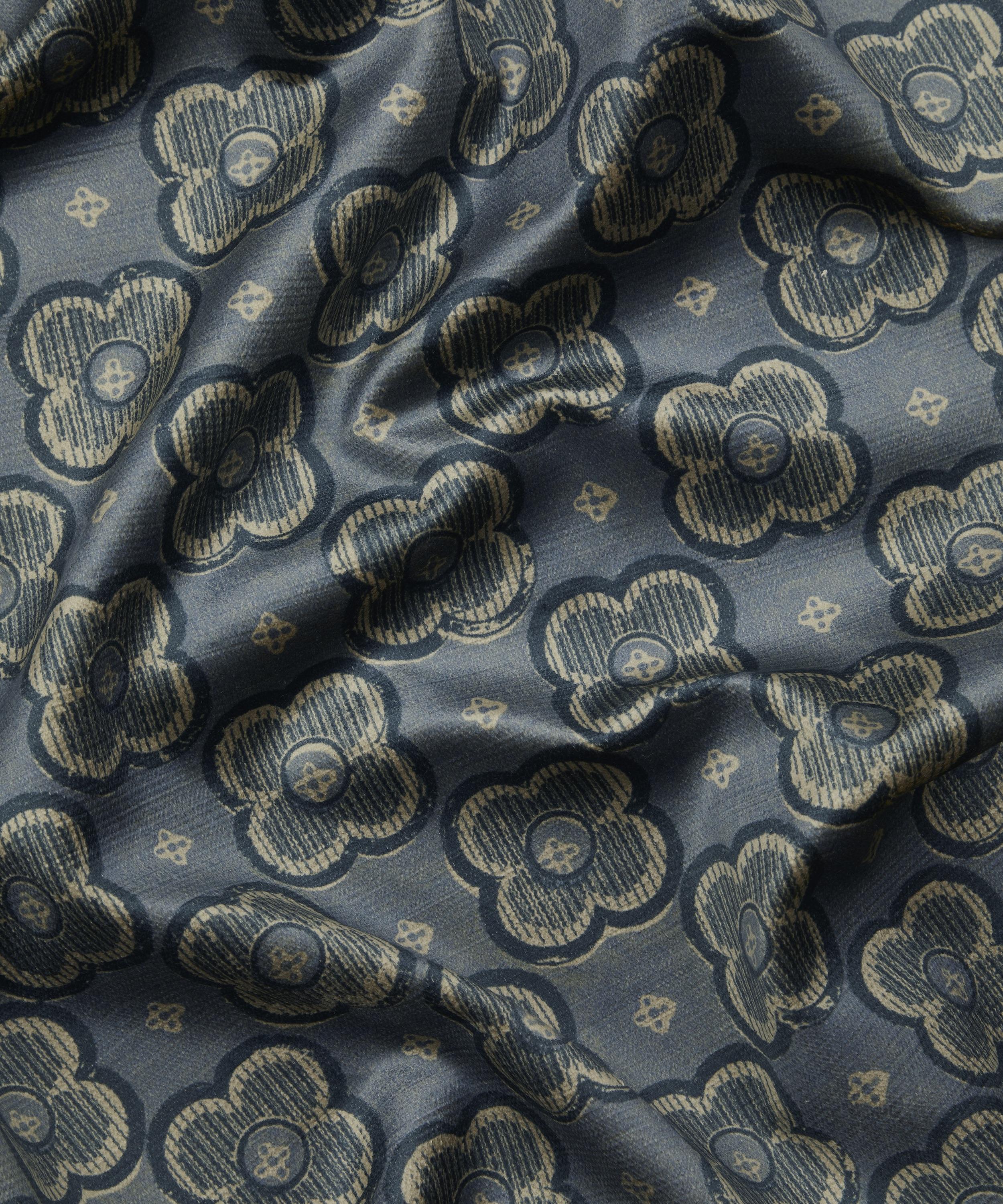 Liberty Interiors - Clover Club Velvet in Flax Flower image number 5