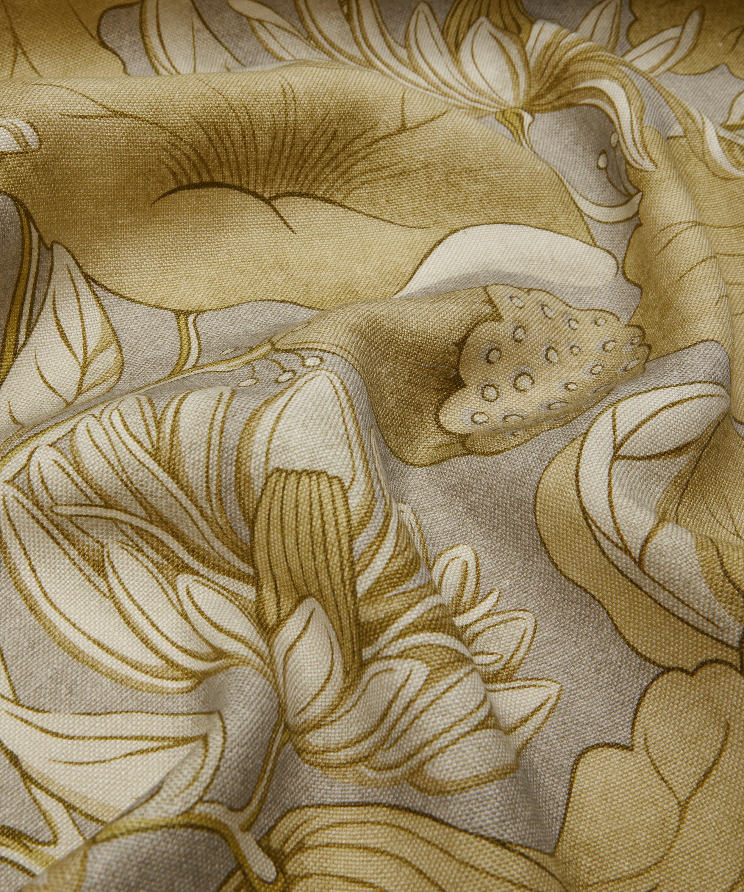 Liberty Fabrics - Wilde Lotus in Fennel image number 6