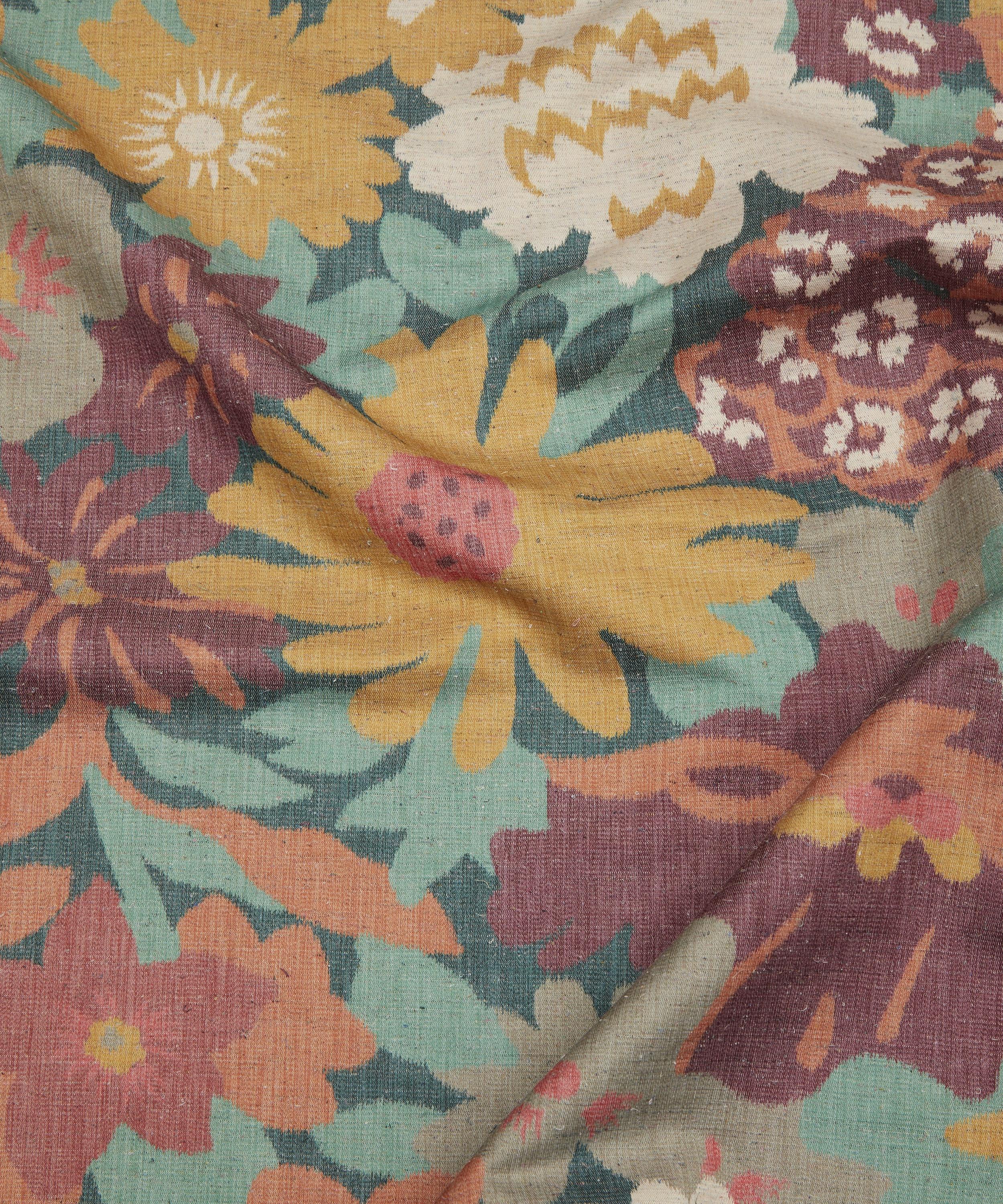 Liberty Interiors - Grand Thorpe in Lacquer image number 6