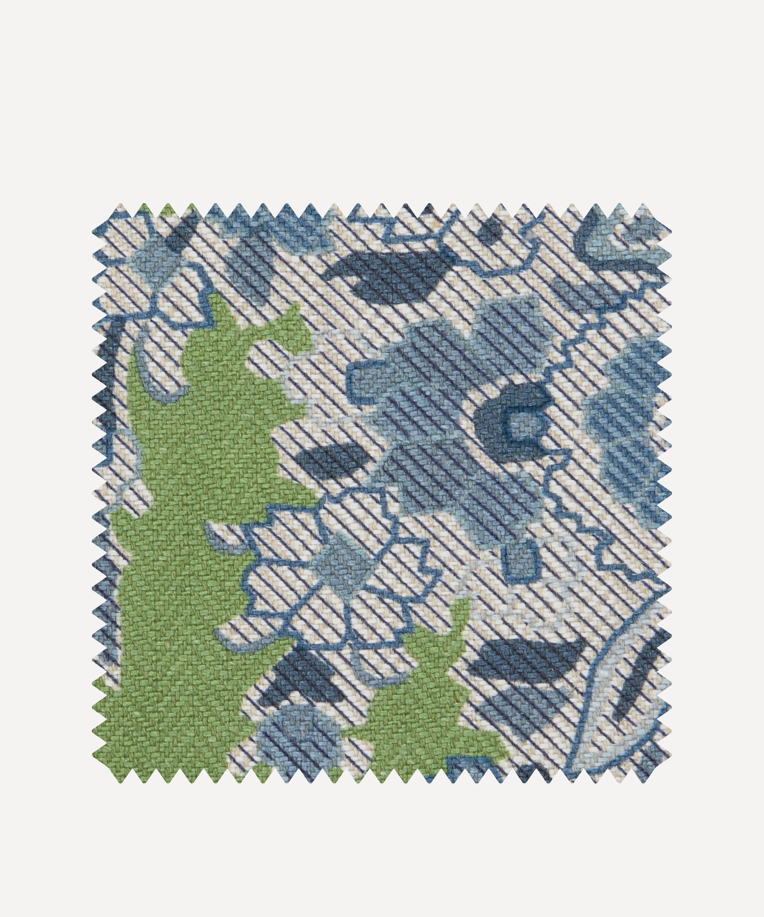 Liberty Interiors - Fabric Swatch - Palm Willow Linen in Fern image number 0