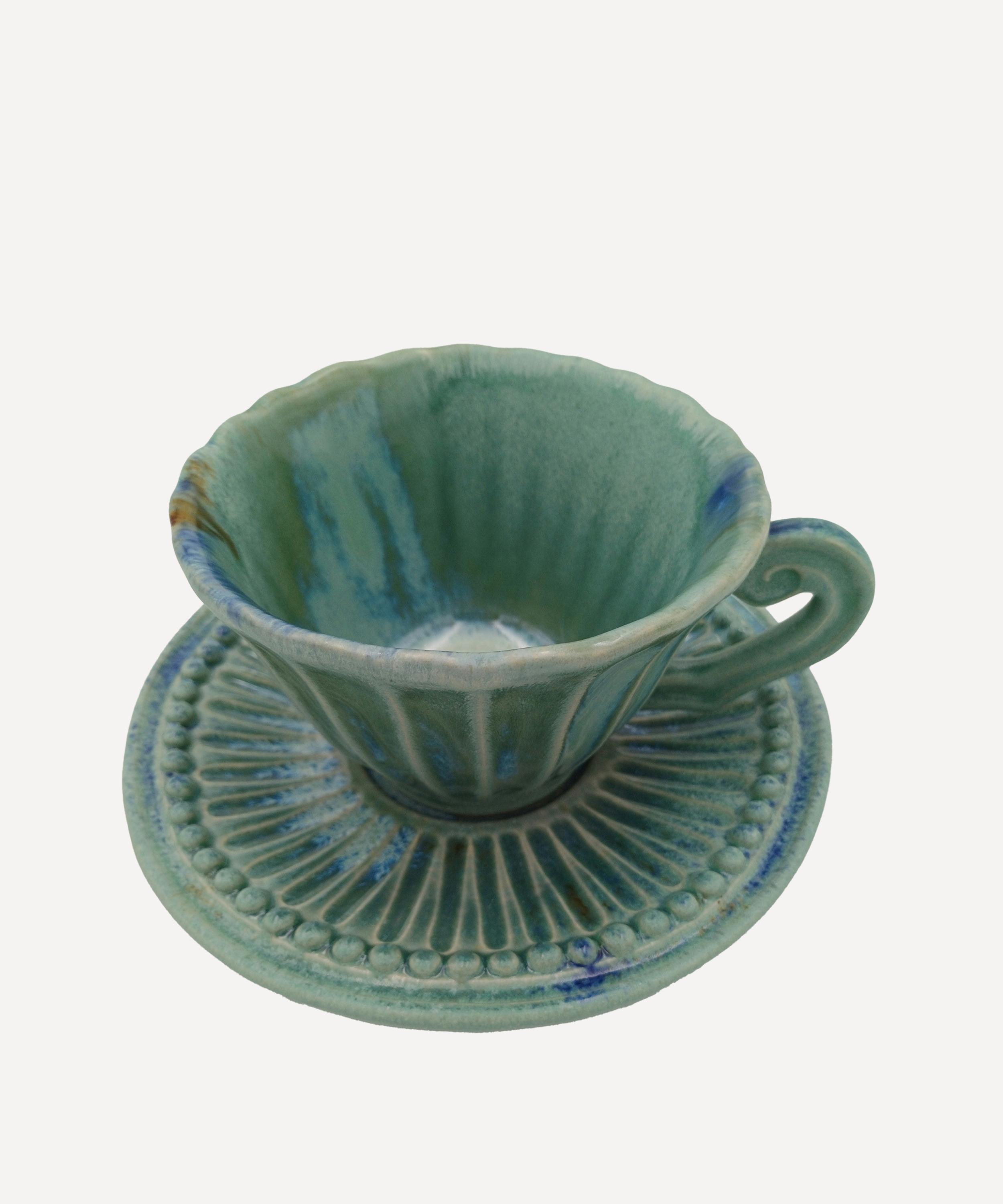 VBC - Scallop Teacup and Saucer image number 1