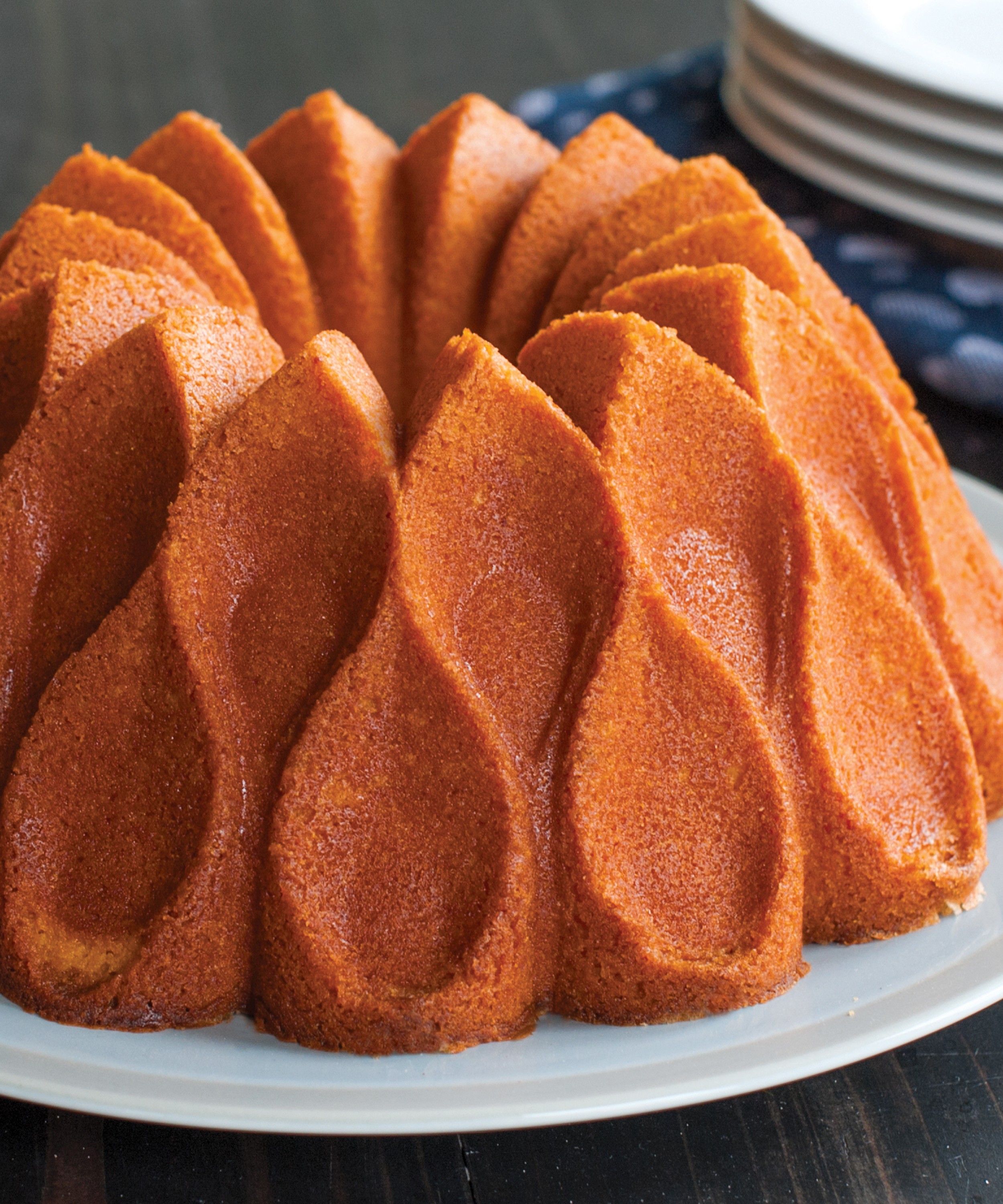 Nordic Ware - Crown Bundt® Pan image number 2