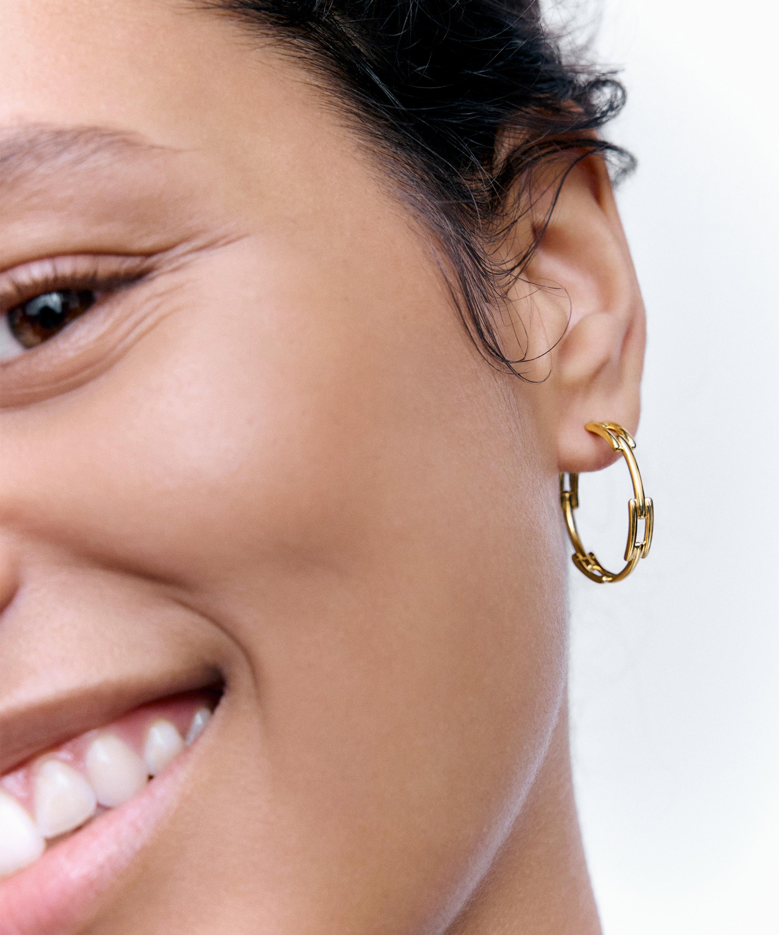Monica Vinader - 18ct Gold-Plated Vermeil Silver Signature Link Medium Hoop Earrings image number 1