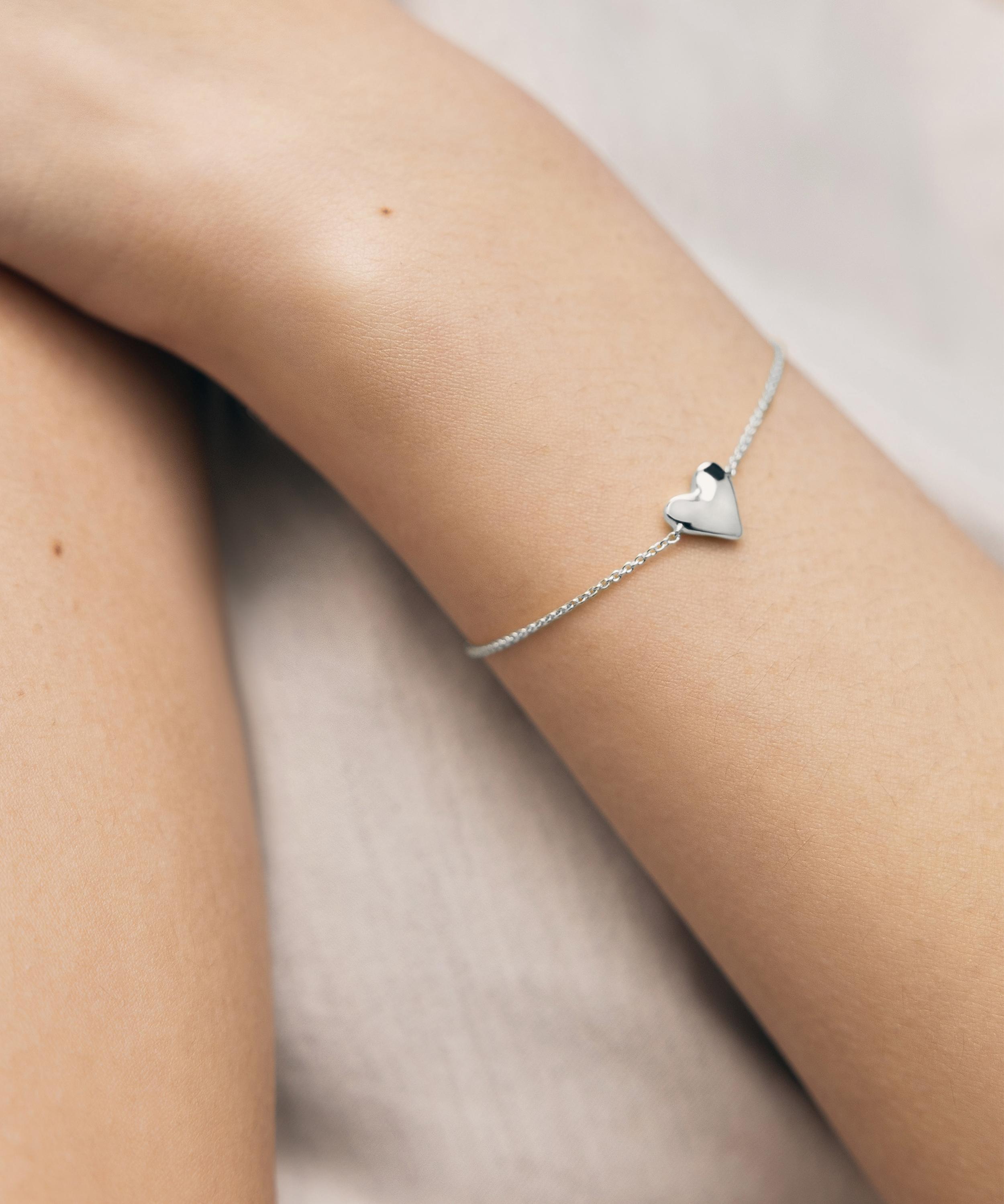 Monica Vinader - Sterling Silver Heart Chain Bracelet image number 1