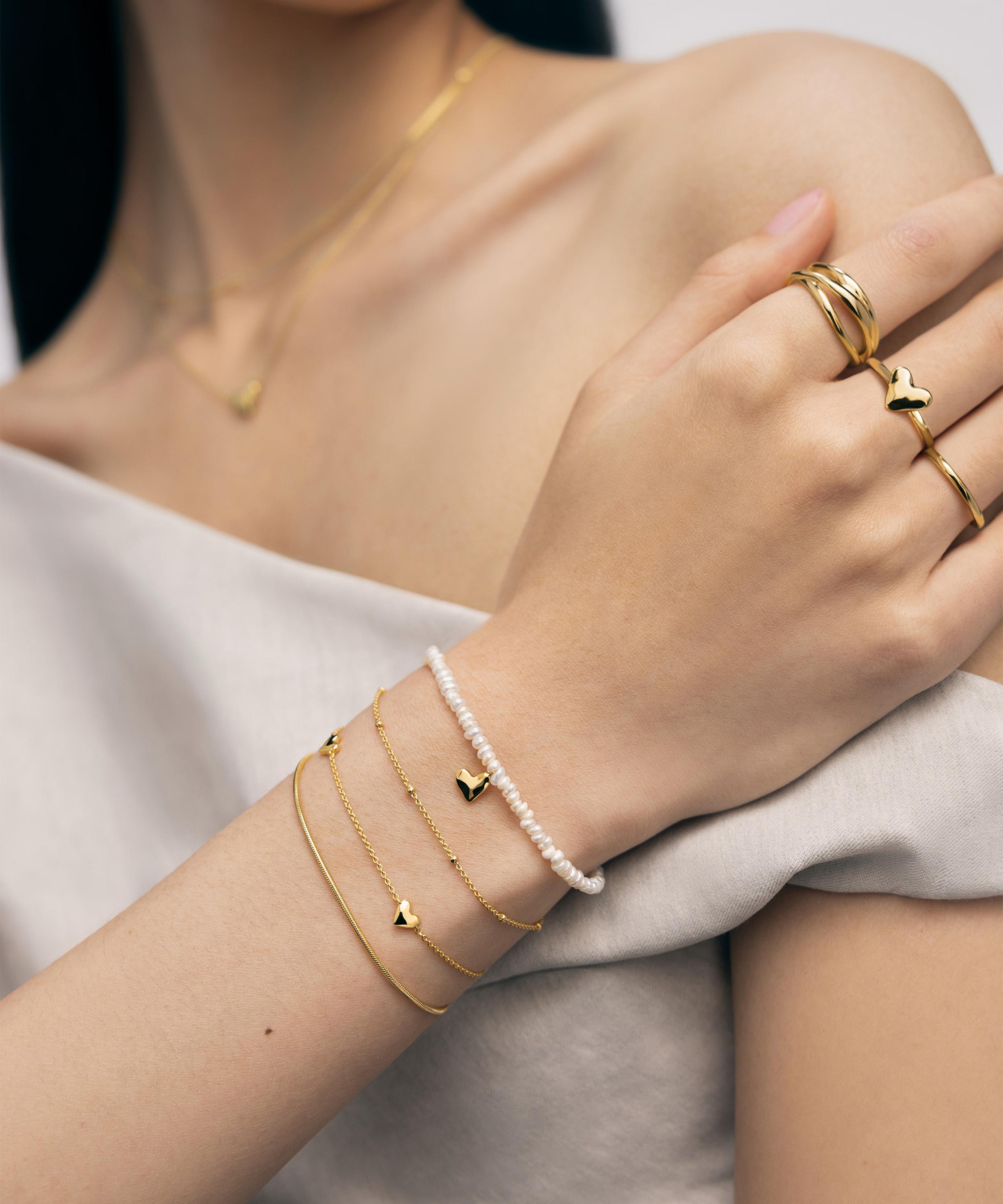 Monica Vinader - 18ct Gold-Plated Vermeil Silver Heart Mini Pearl Bracelet image number 2