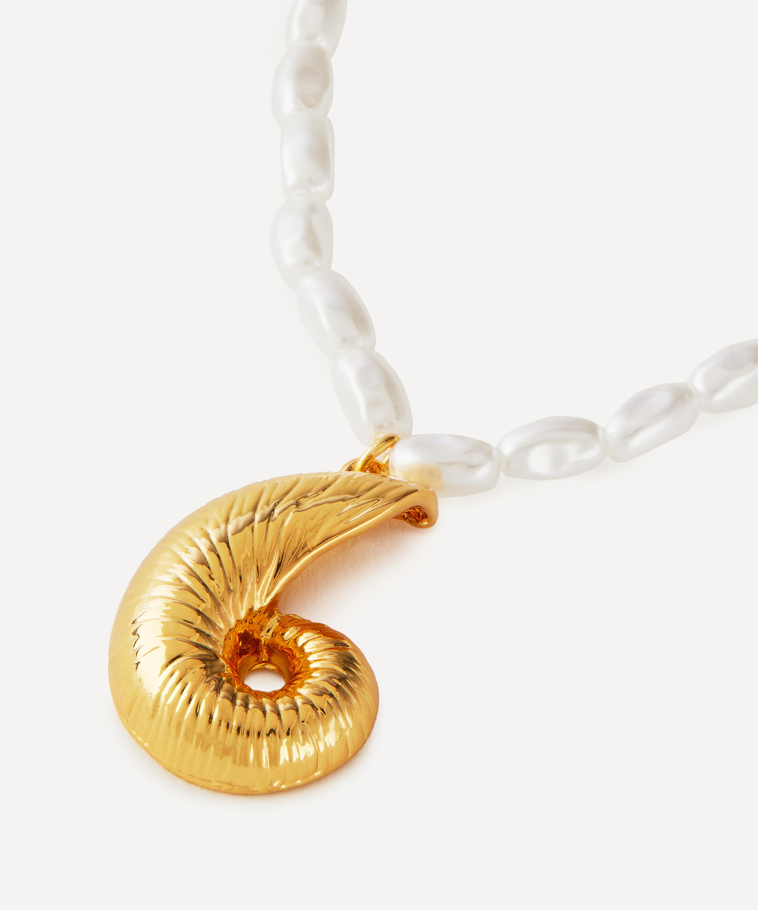 Kenneth Jay Lane - Gold-Plated Seashell Pendant Necklace image number 1