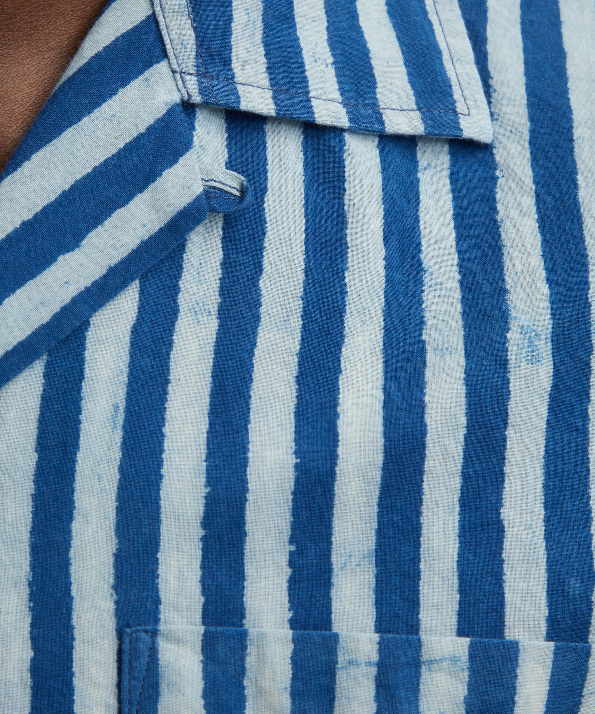Drakes - Indigo Stripe Block Print Short-Sleeve Shirt image number 4