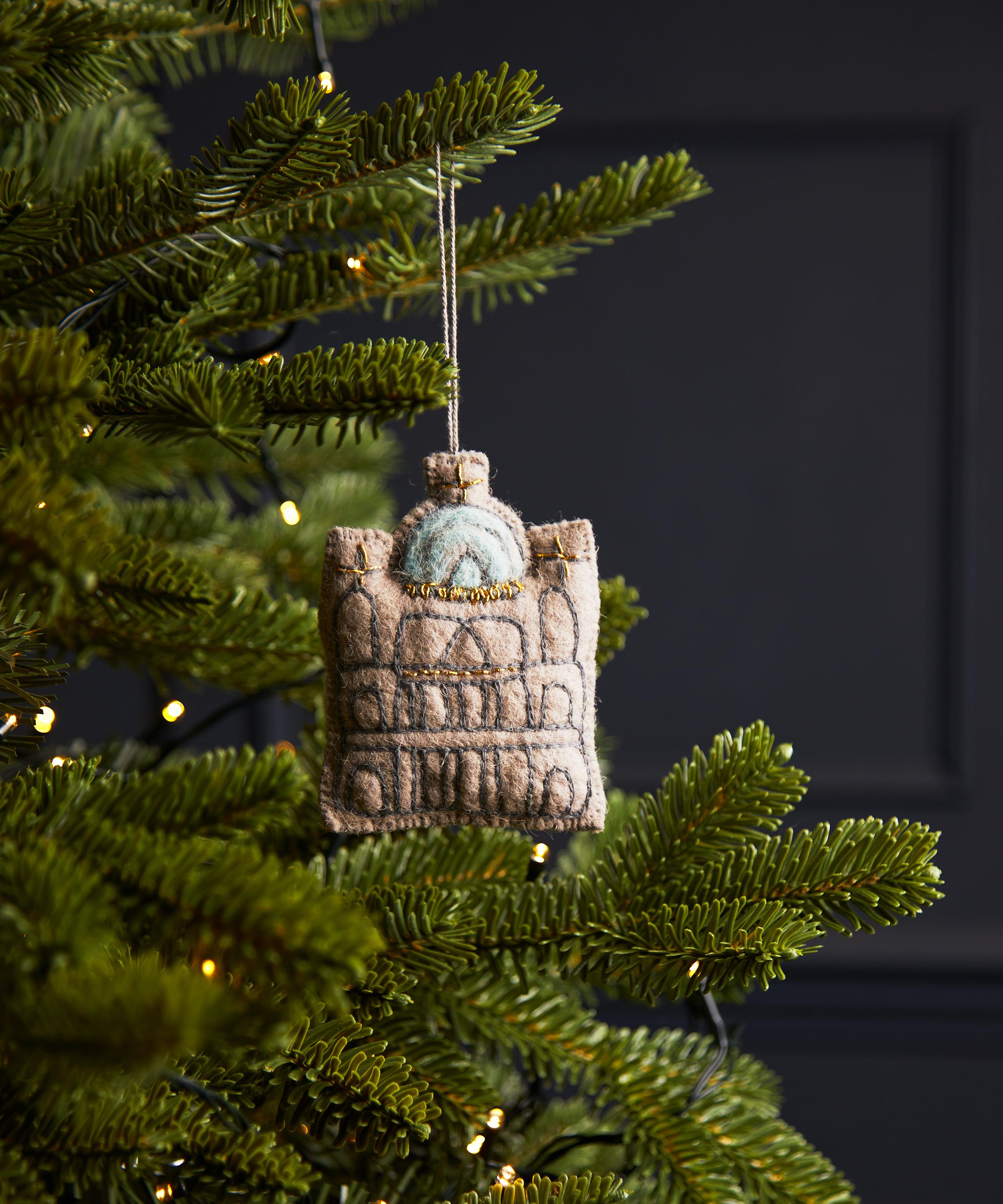 Christmas - St Paul’s Cathedral Felt Ornament image number 1