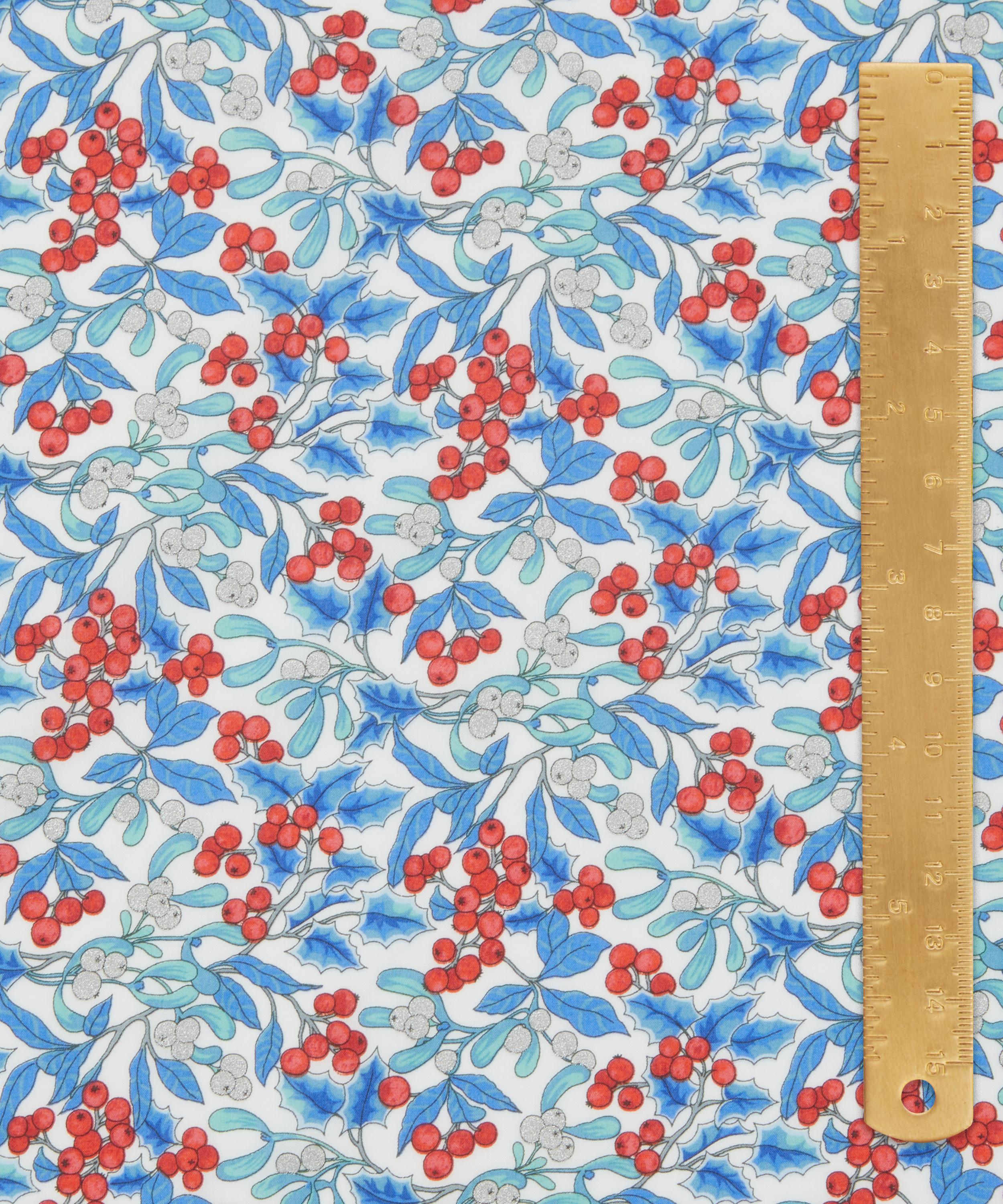 Liberty Fabrics - Yuletide Berry Tana Lawn Cotton™ image number 4