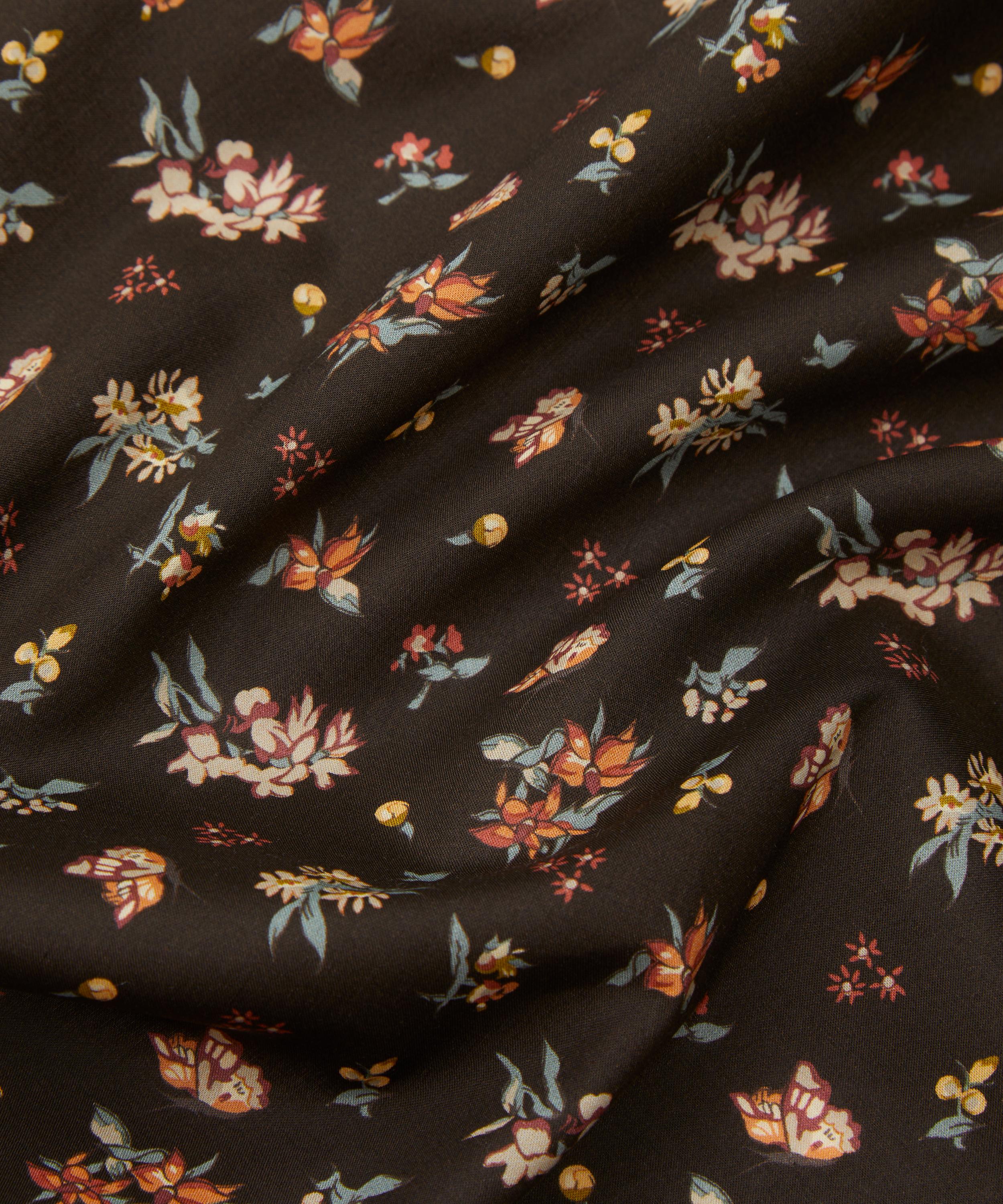 Liberty Fabrics - Lily Butterfly Tana Lawn™ Cotton image number 3
