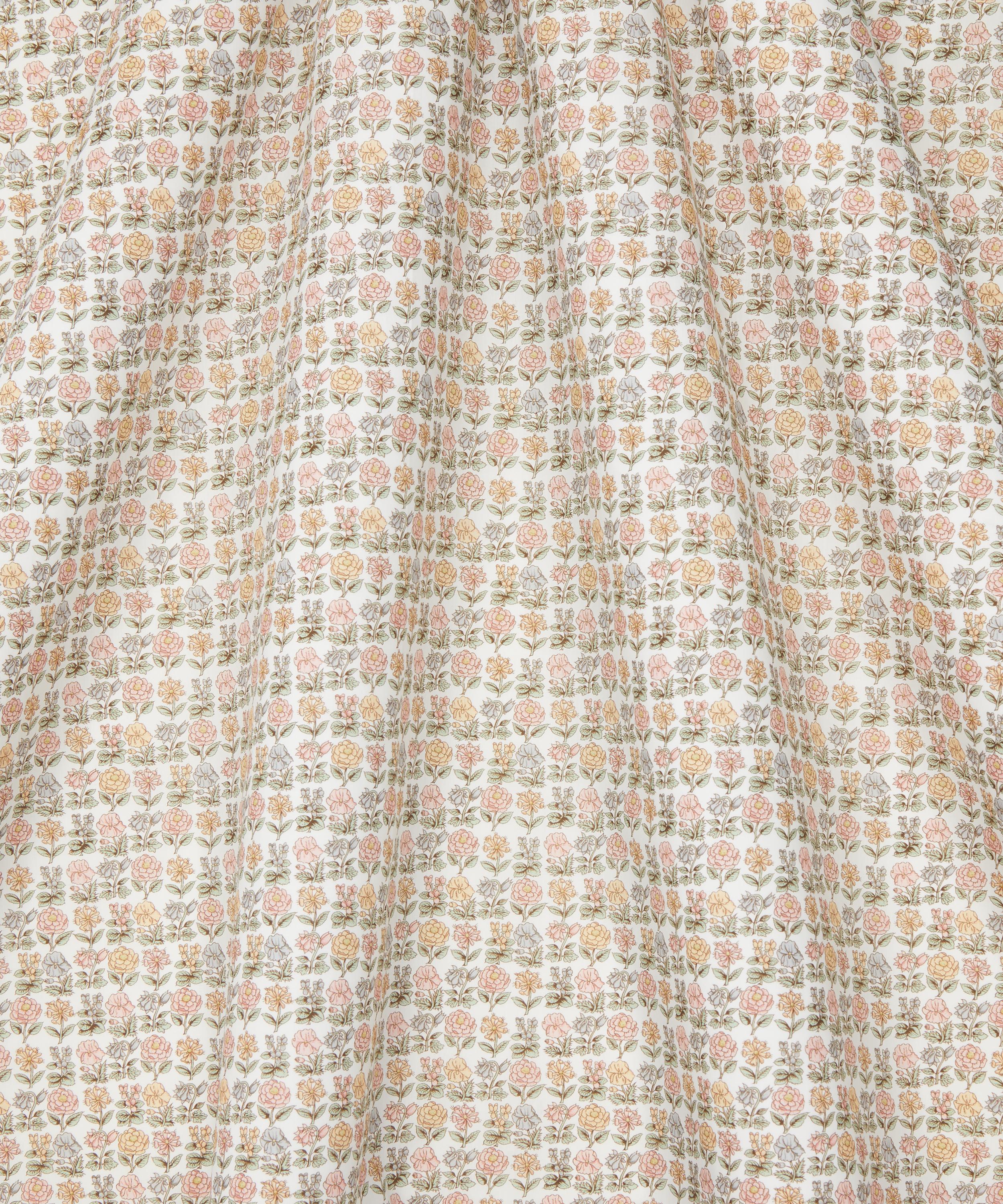 Liberty Fabrics - Davalia Flowers Tana Lawn™ Cotton image number 2