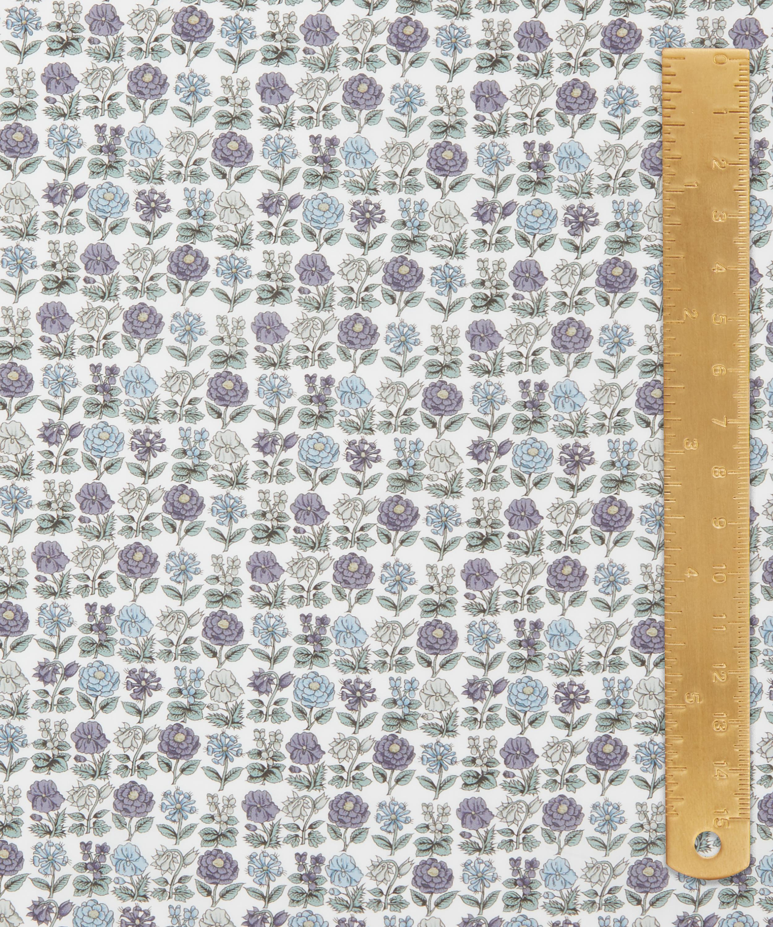 Liberty Fabrics - Davalia Flowers Tana Lawn™ Cotton image number 4