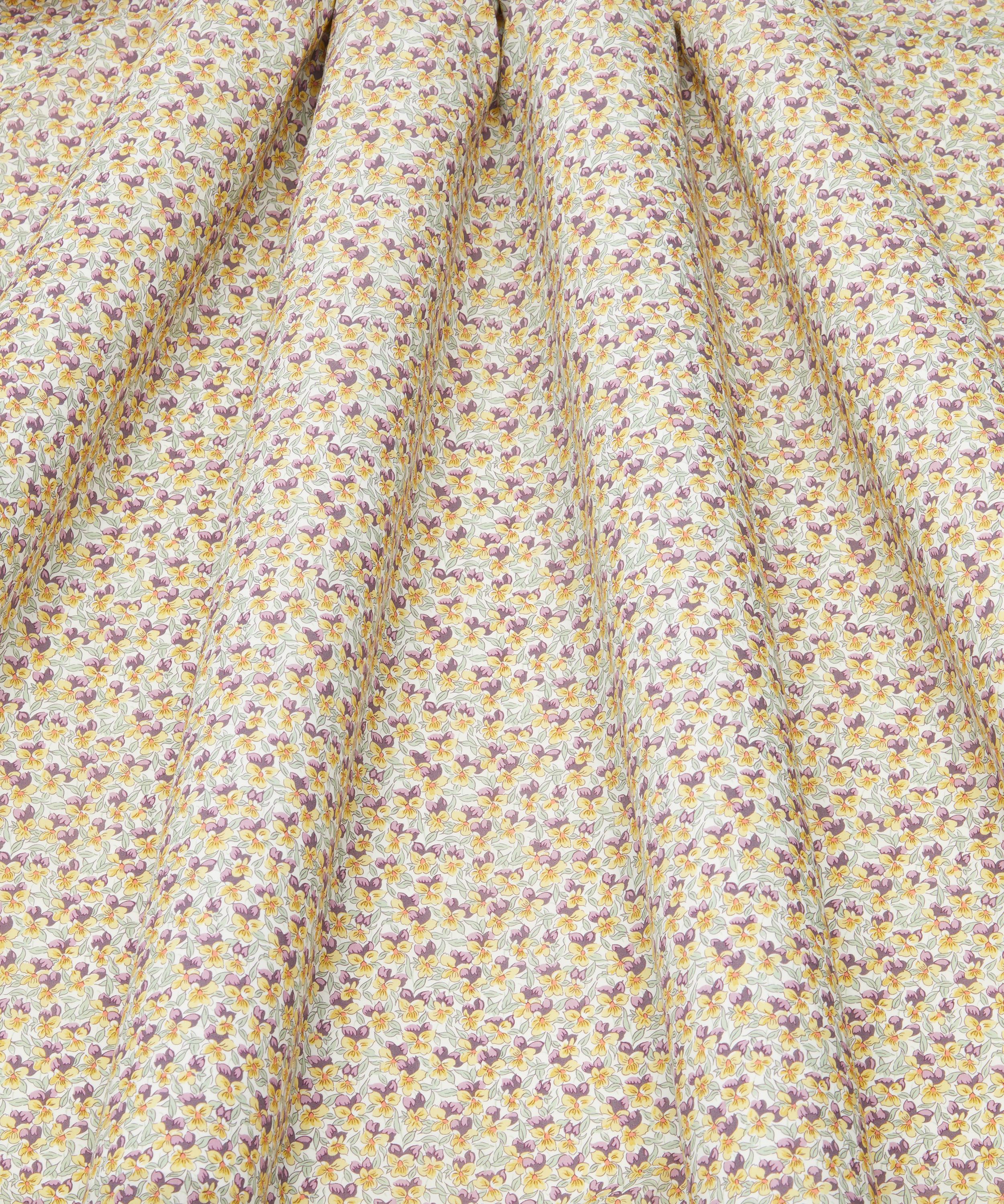 Liberty Fabrics - Aralia Pansy Tana Lawn™ Cotton image number 2