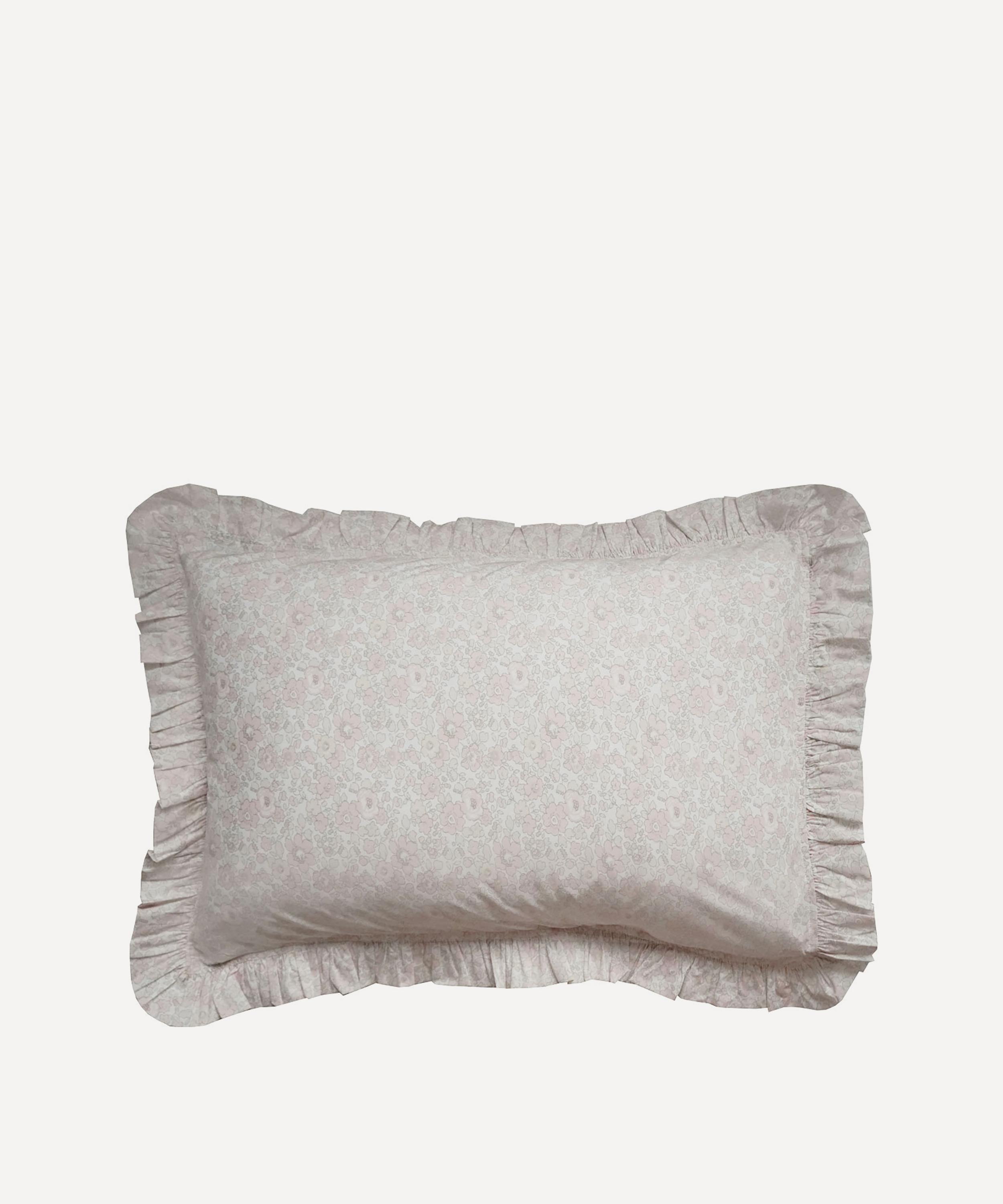 Coco & Wolf - Betsy Lace Frill Edge Pillowcases Set of Two image number 4