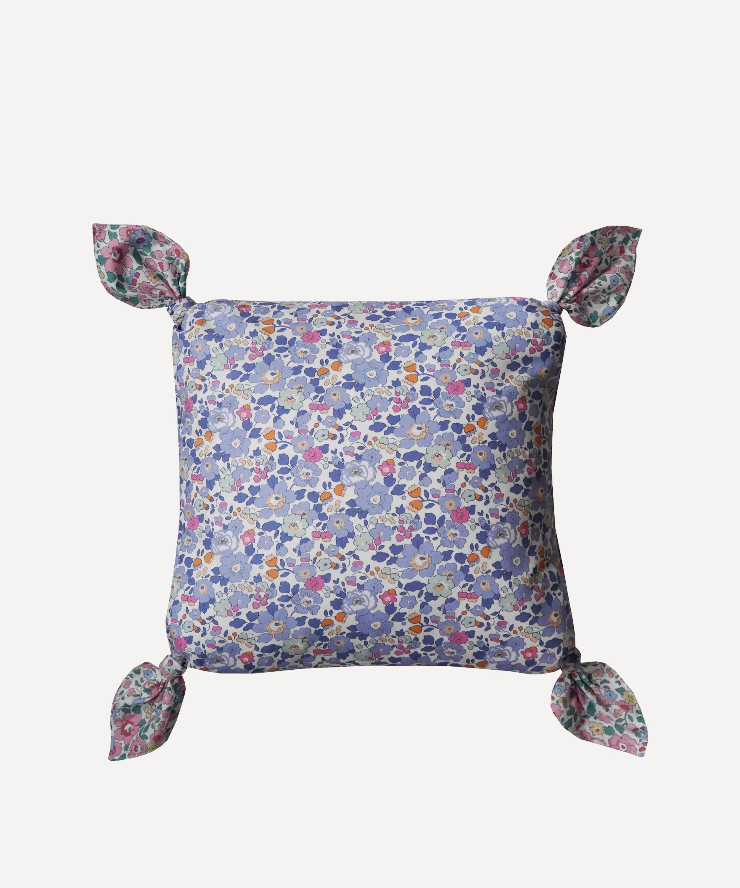 Coco & Wolf - Betsy Tie Corner Cushion image number 0