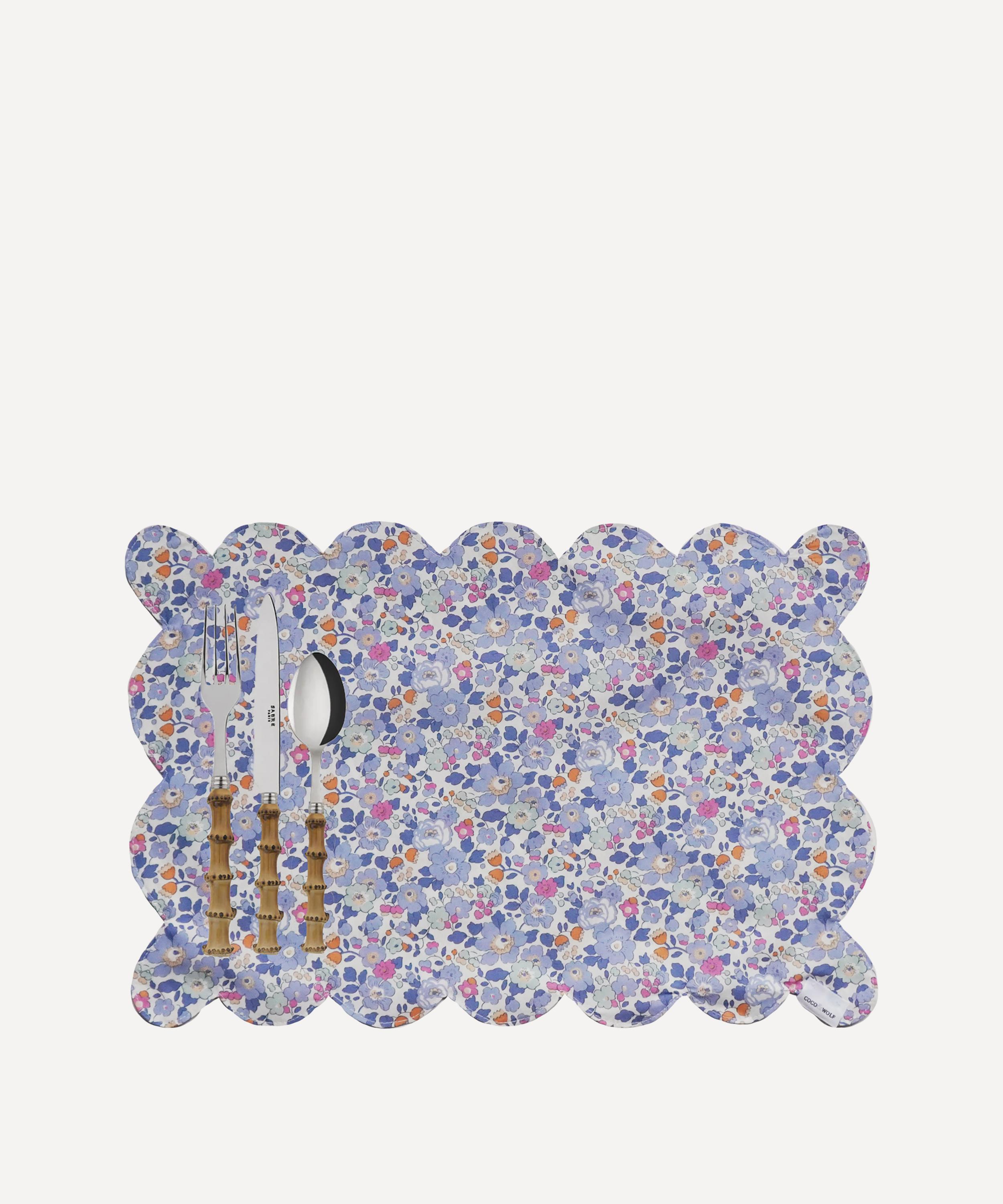 Coco & Wolf - Betsy Lavender Scallop Placemat