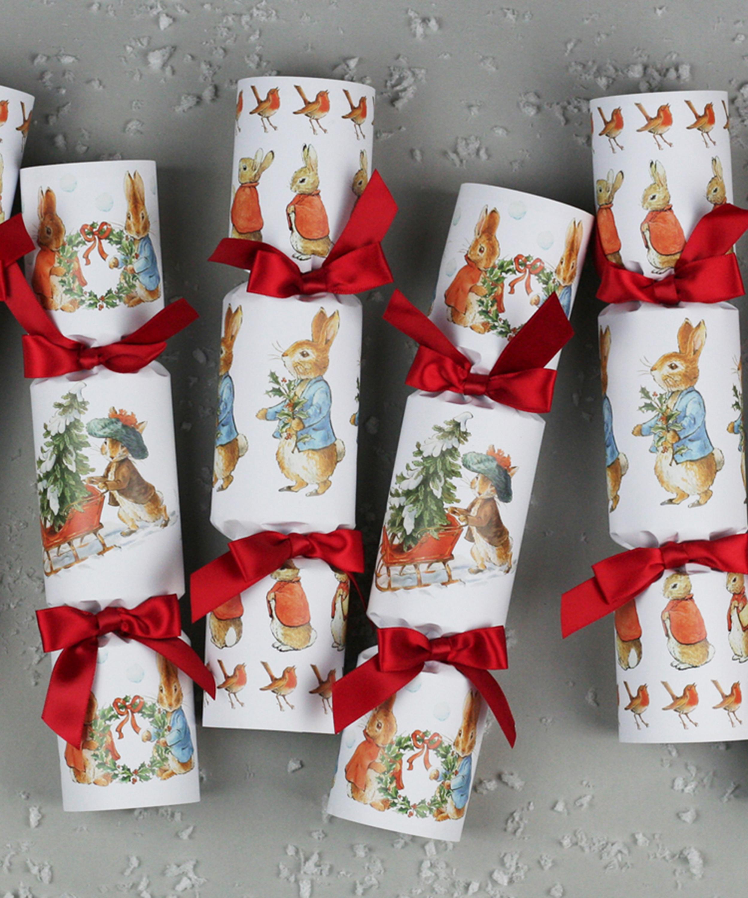 Christmas - Peter Rabbit Crackers Box of Six image number 1