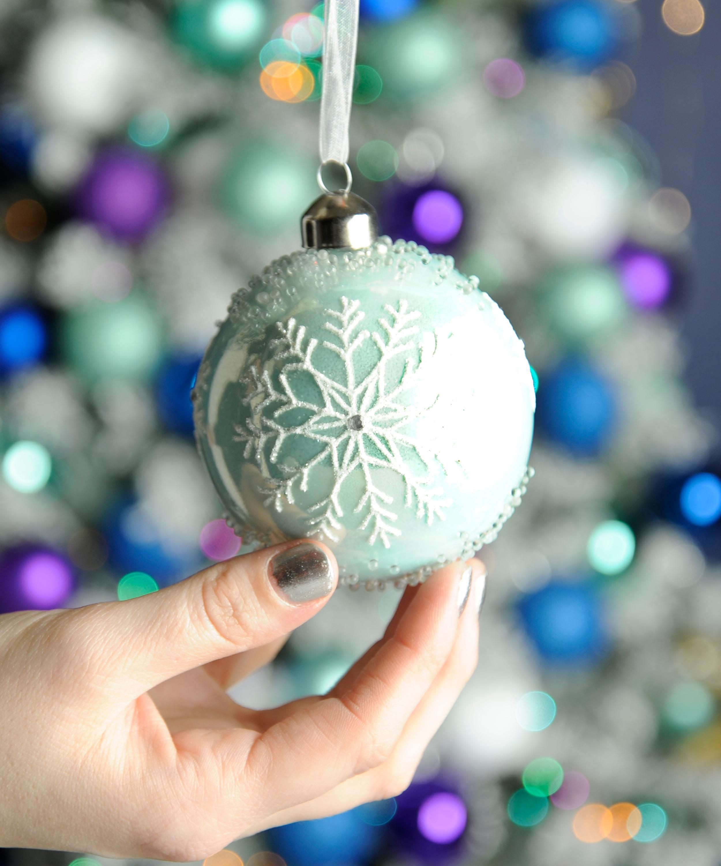 Christmas - Ice Snowflake Glass Bauble image number 2