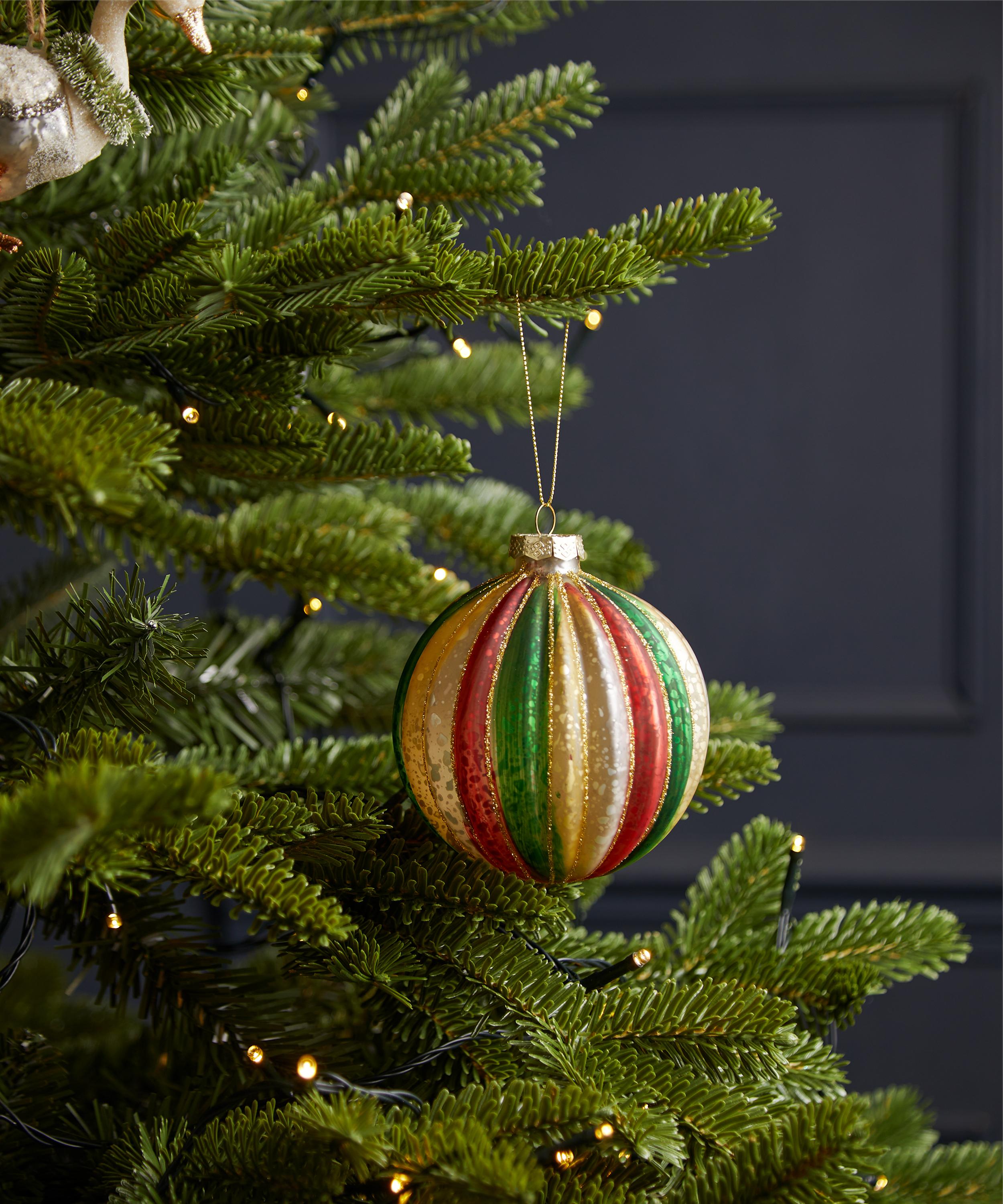 Christmas - Mercury Effect Glitter Bauble image number 1
