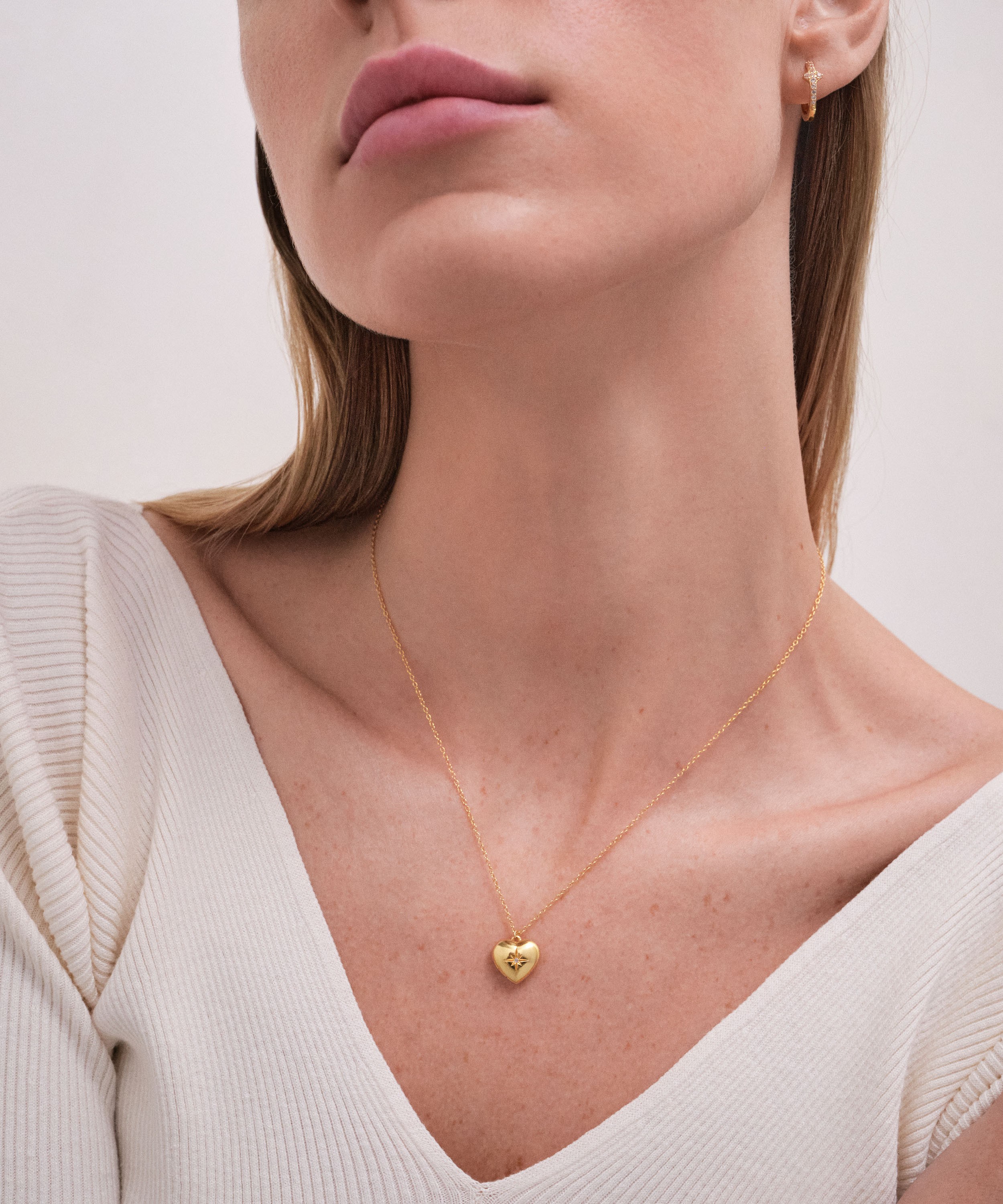 Astley Clarke - 18ct Gold-Plated Vermeil Silver Mini Heart Locket Necklace image number 2