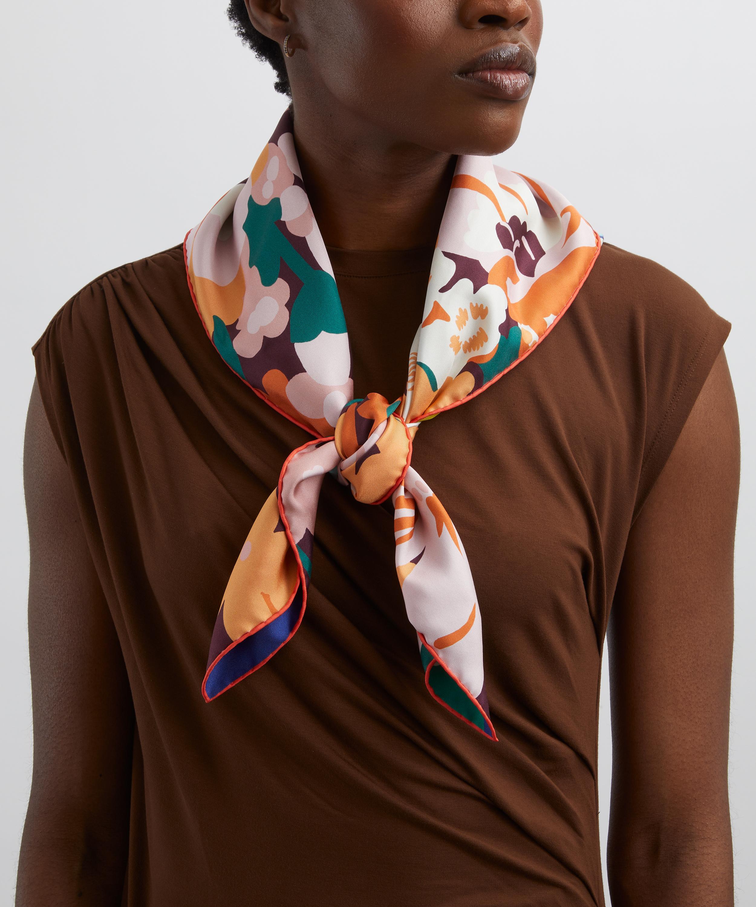 Liberty - Lorde Thorpe 90x90 Silk Scarf image number 6