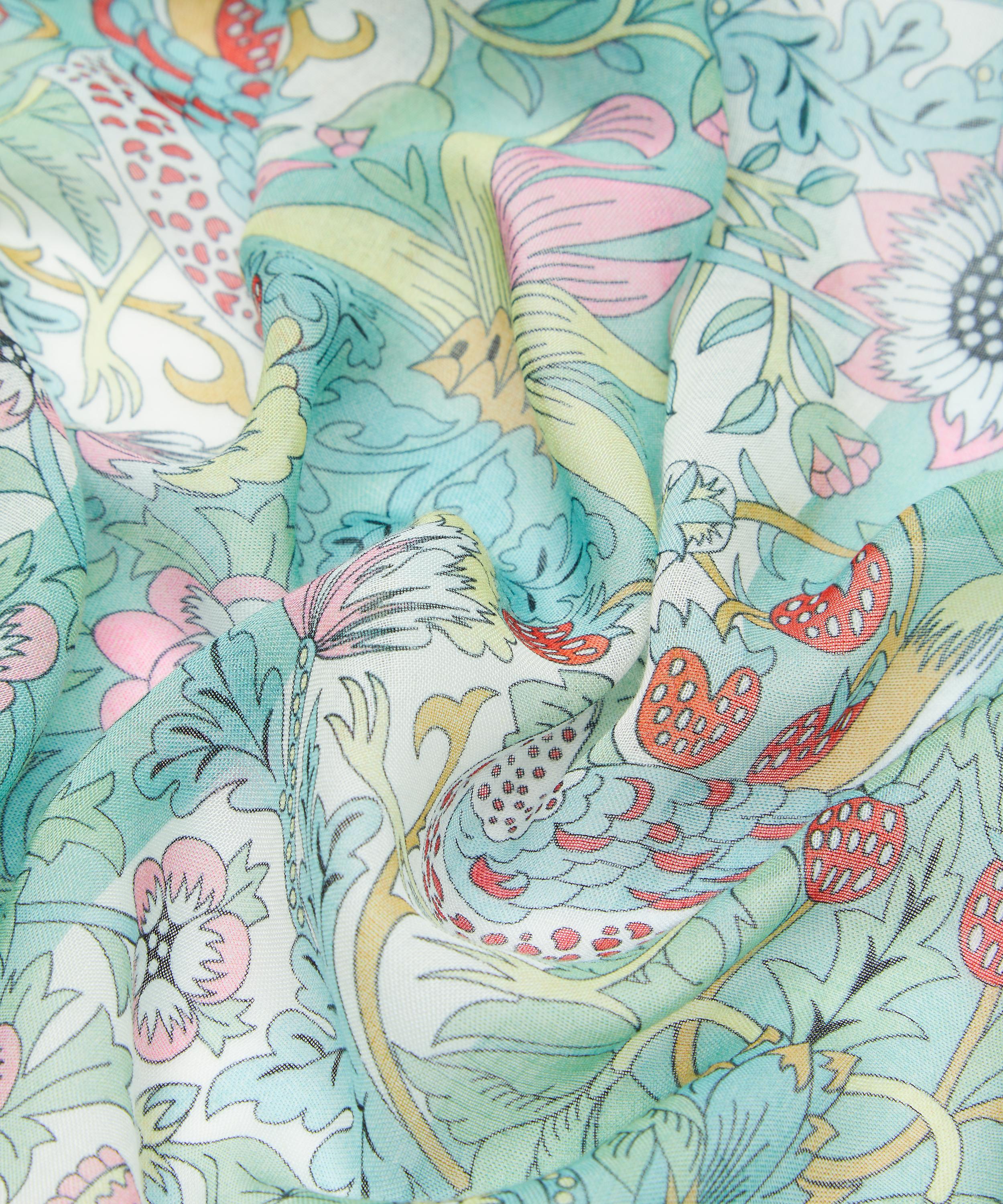 Liberty - Strawberry Thief 70x200 Modal-Cashmere Scarf image number 3