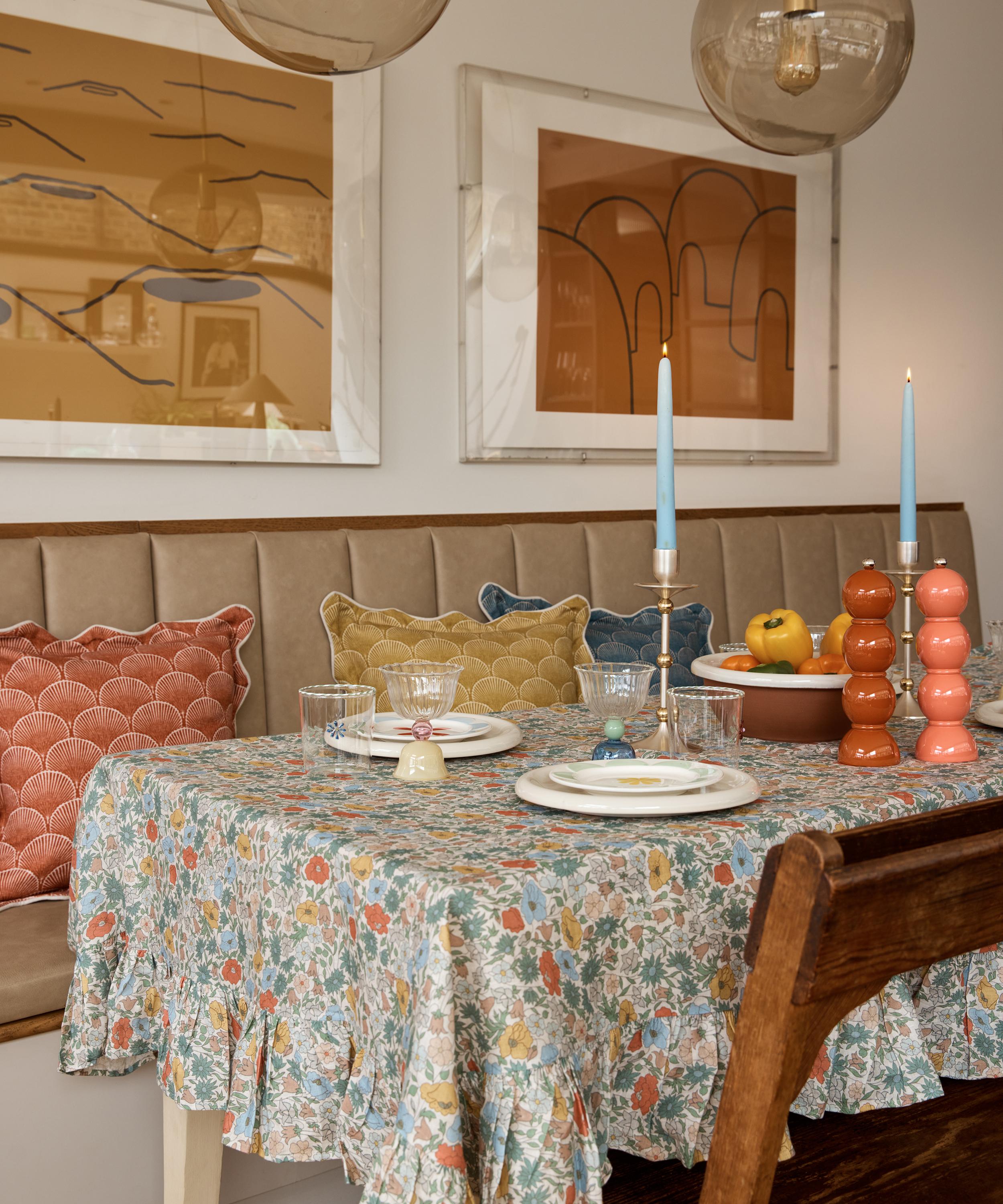 Liberty - Poppy Meadowfield 156x250cm Tablecloth image number 1