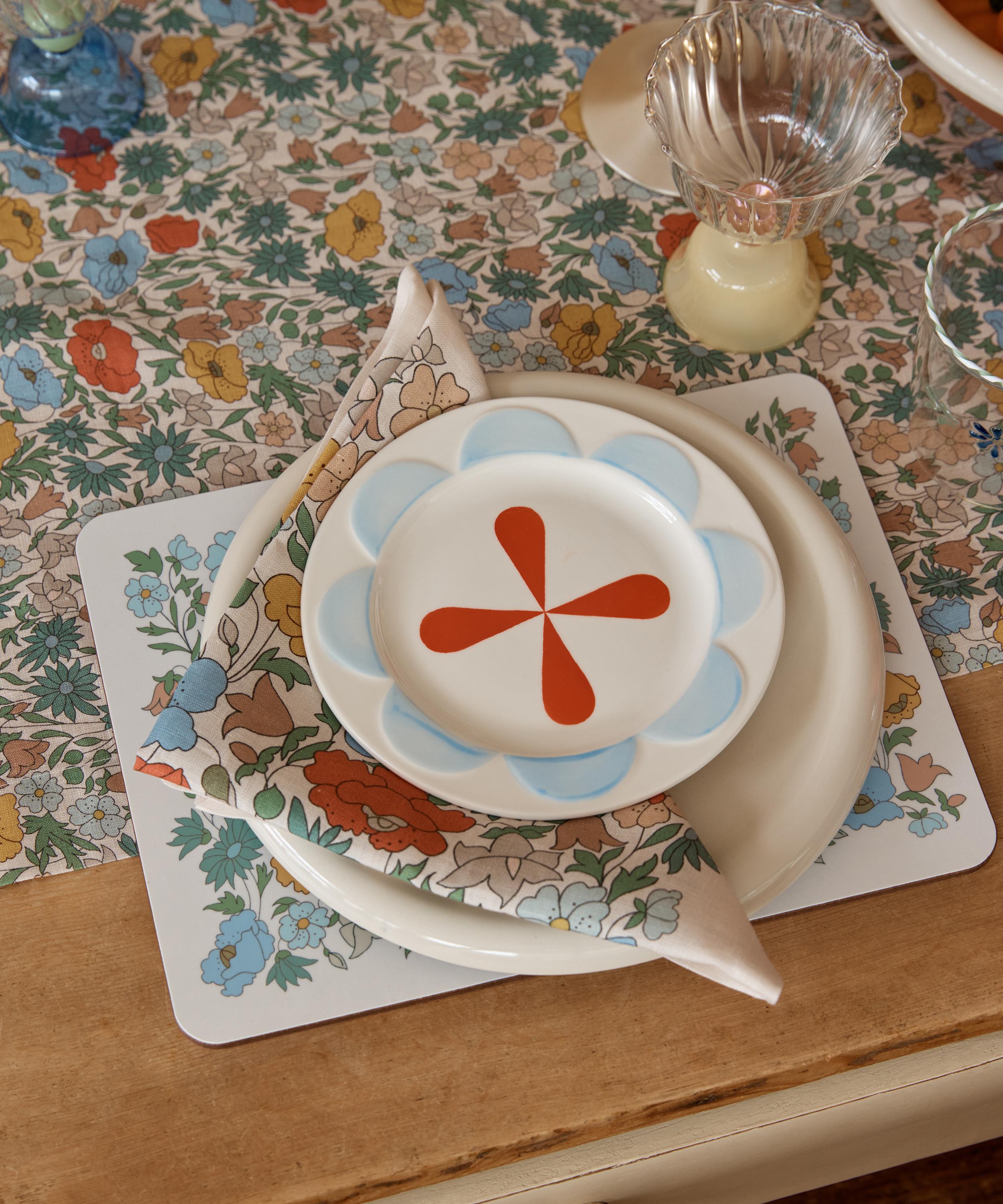 Liberty - Poppy Meadowfield Hard Placemat image number 1
