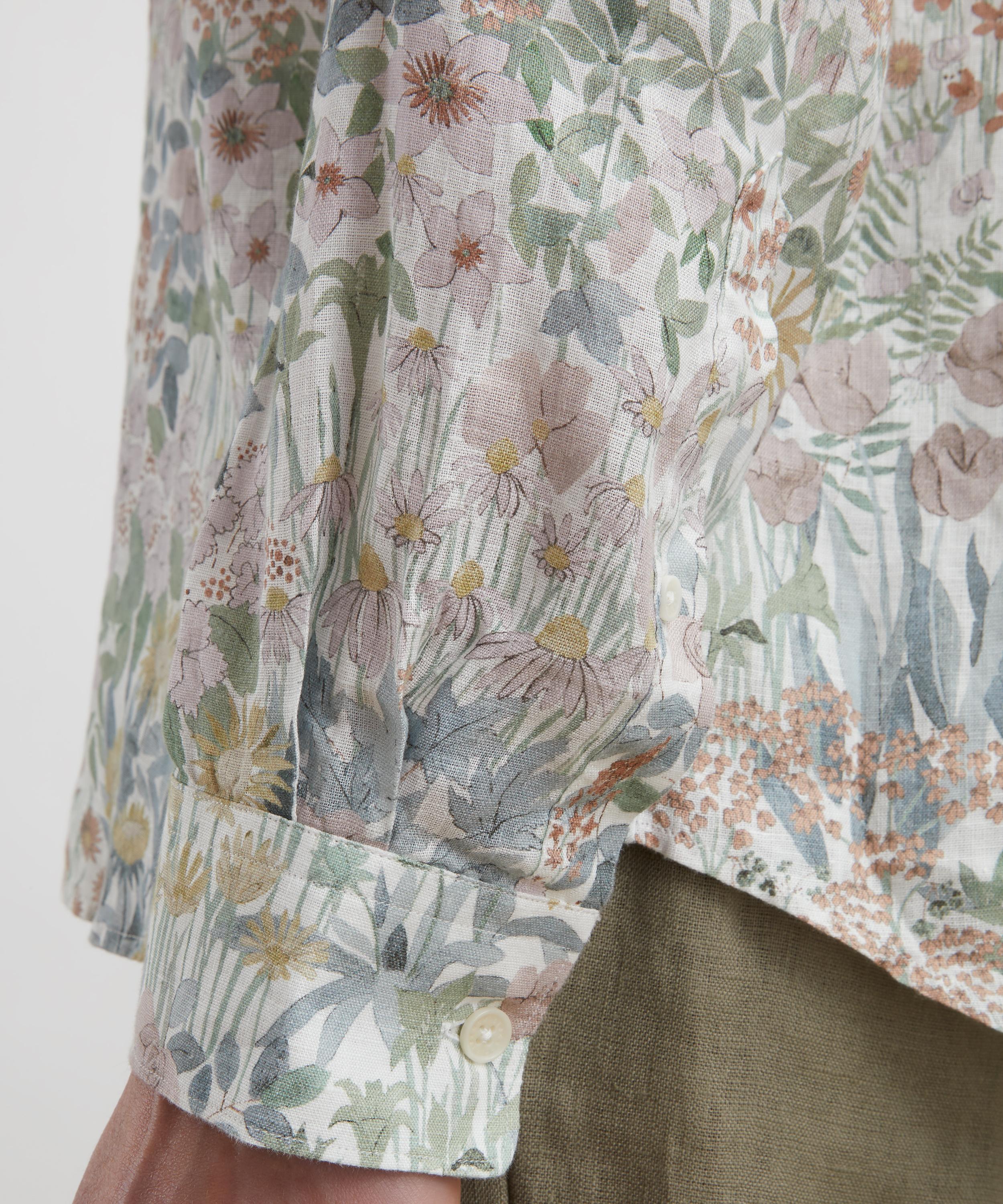 Liberty - Classic Fit Hemp Shirt in Faria Flowers image number 4