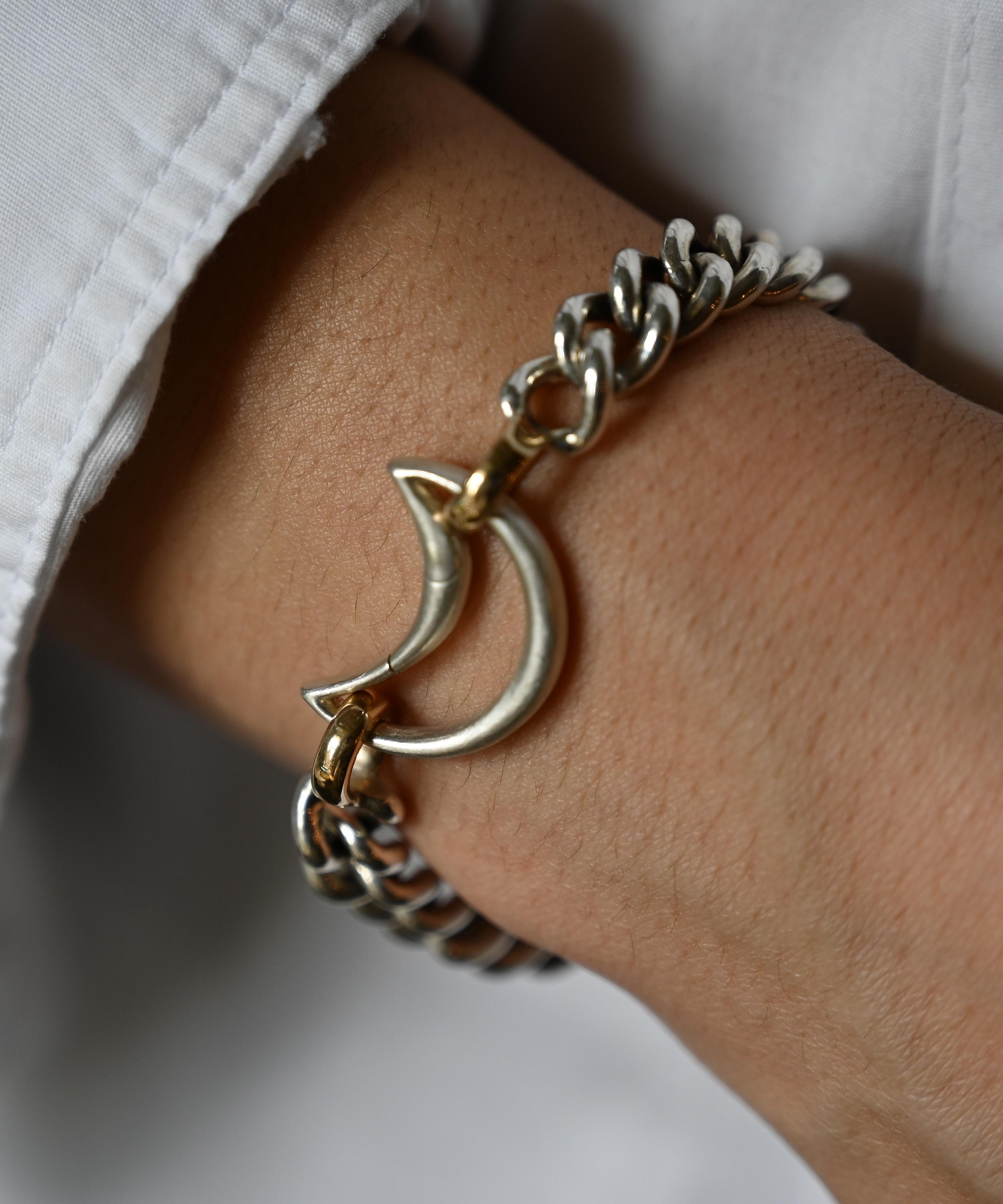 Marla Aaron - Sterling Silver Moonlock Carabiner Clasp image number 3