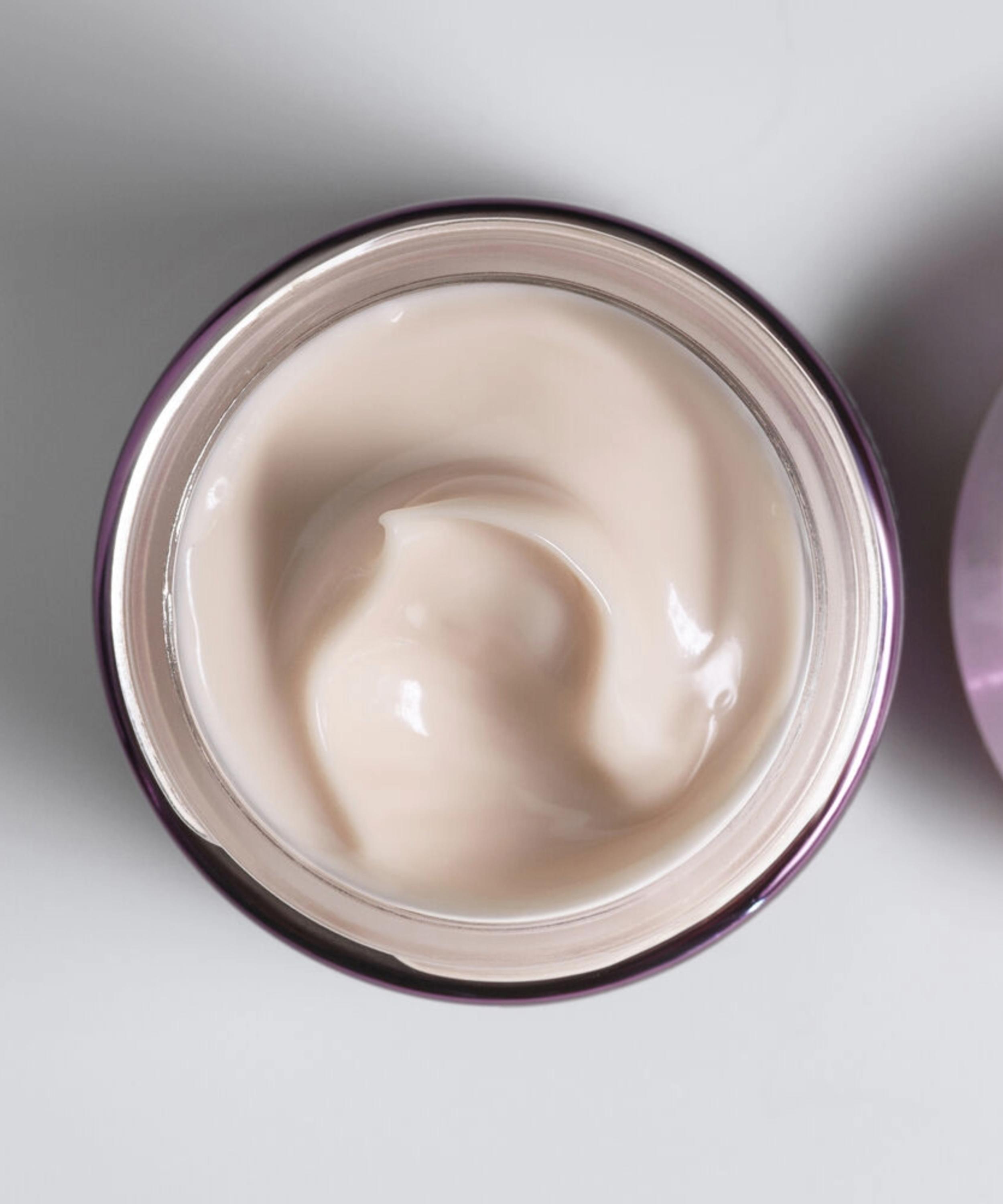 Sisley - Black Rose Skin Infusion Cream Discovery Program image number 1