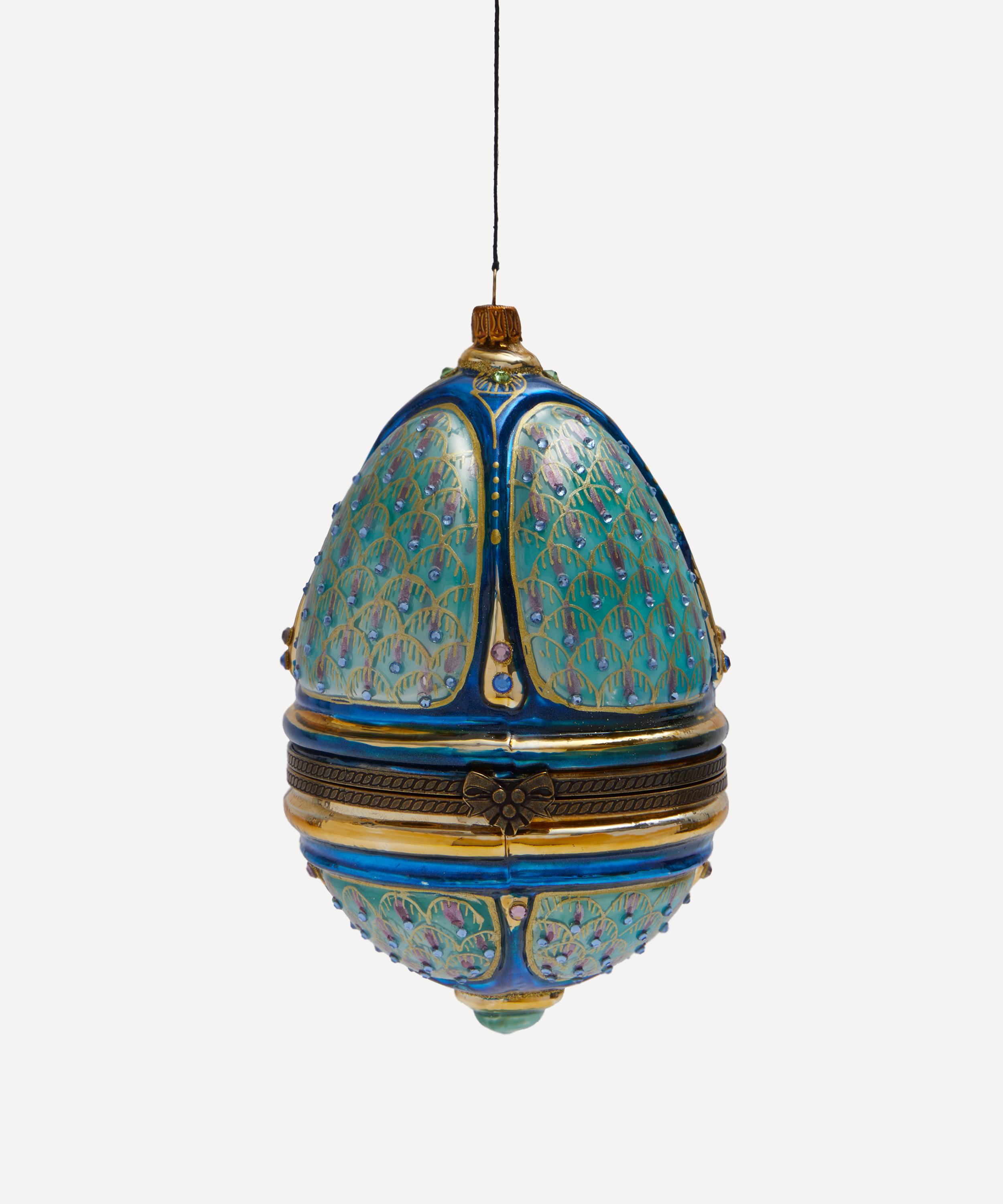 Christmas - Peacock Hinged Faberg&eacute; Egg image number 0