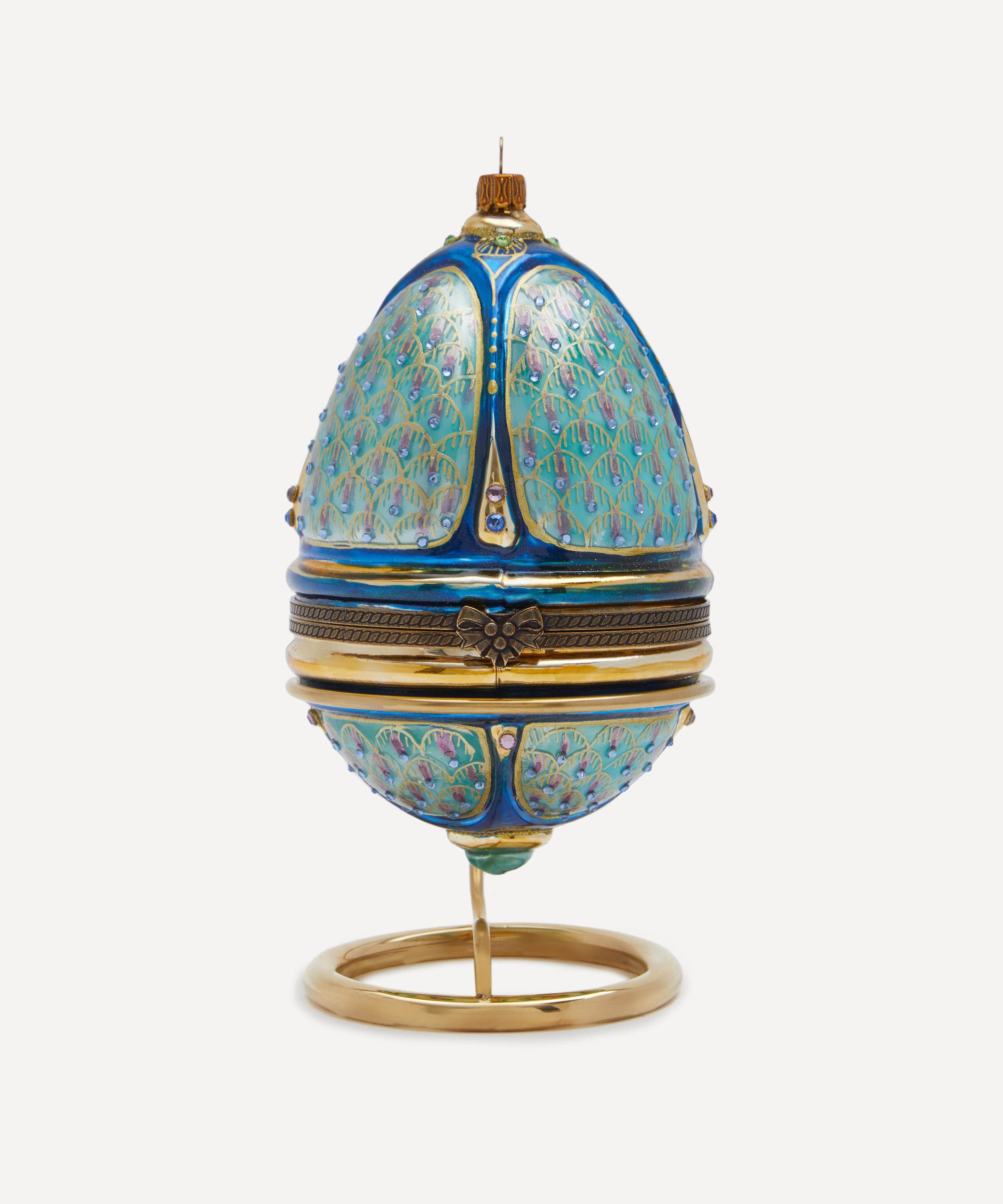 Christmas - Peacock Hinged Faberg&eacute; Egg image number 2