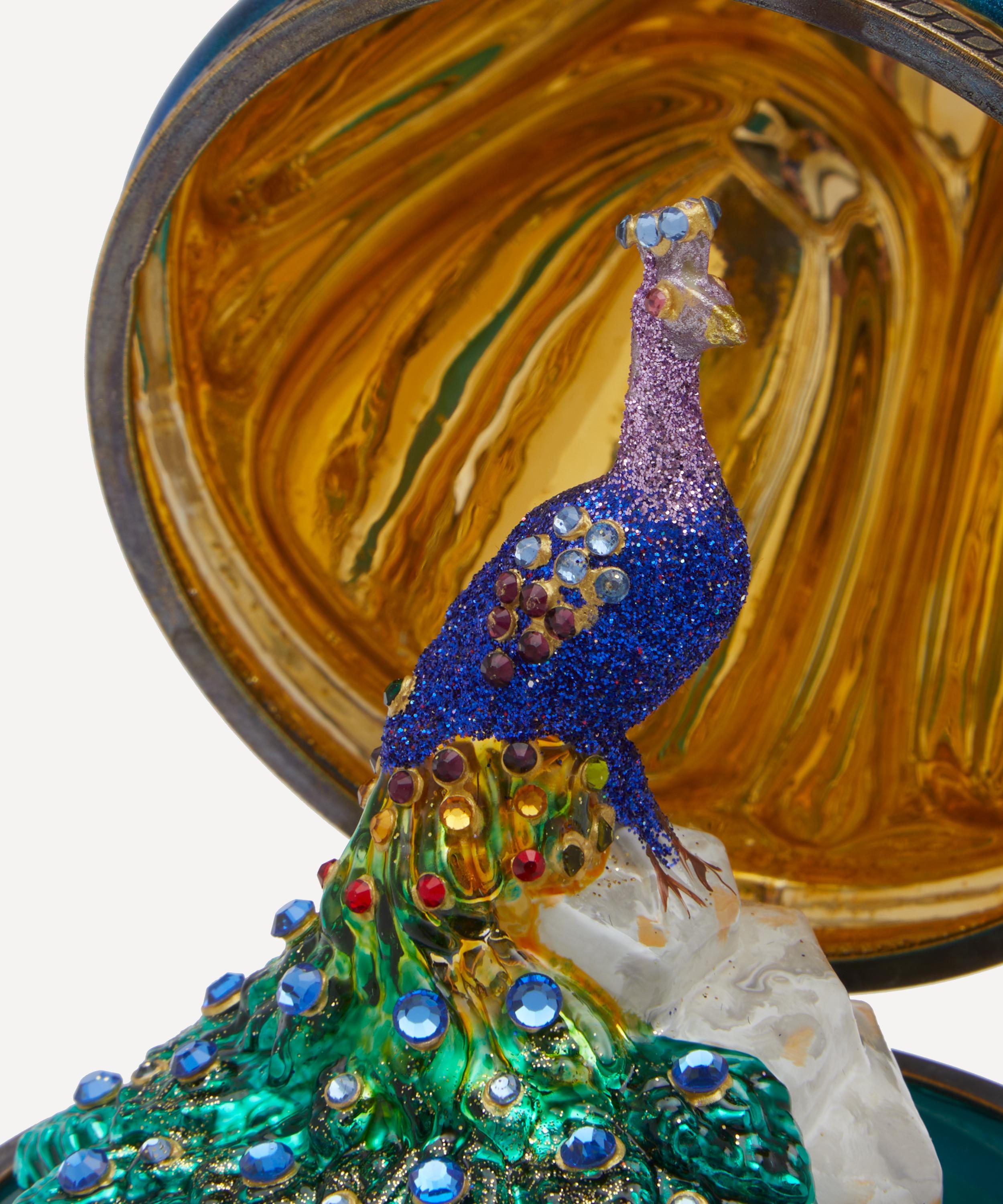 Christmas - Peacock Hinged Faberg&eacute; Egg image number 4