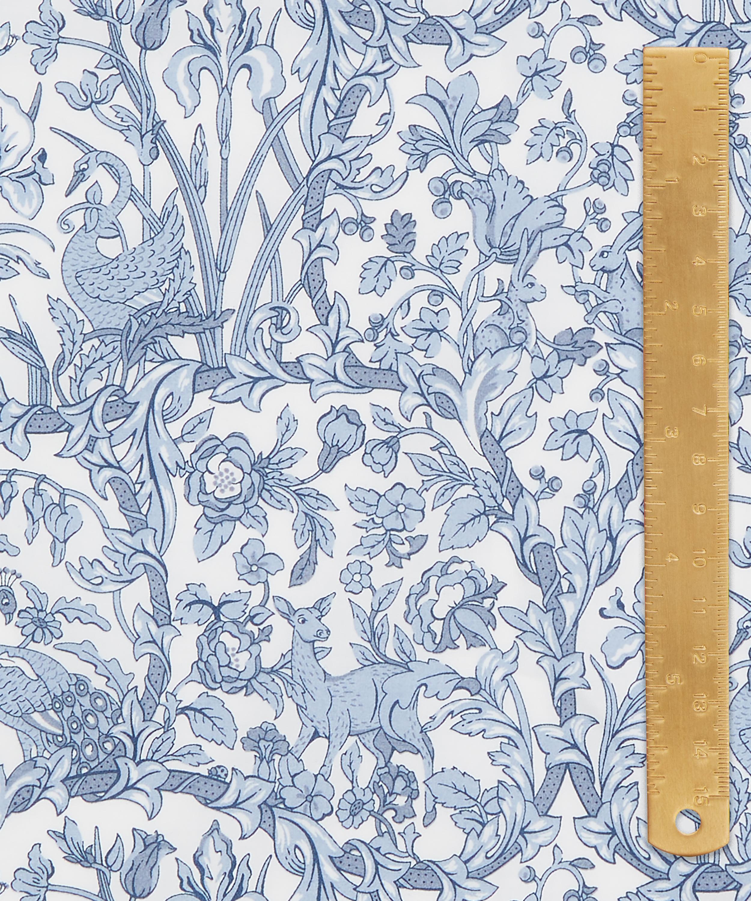 Liberty Fabrics - Joans Seasons Cotton Poplin image number 4