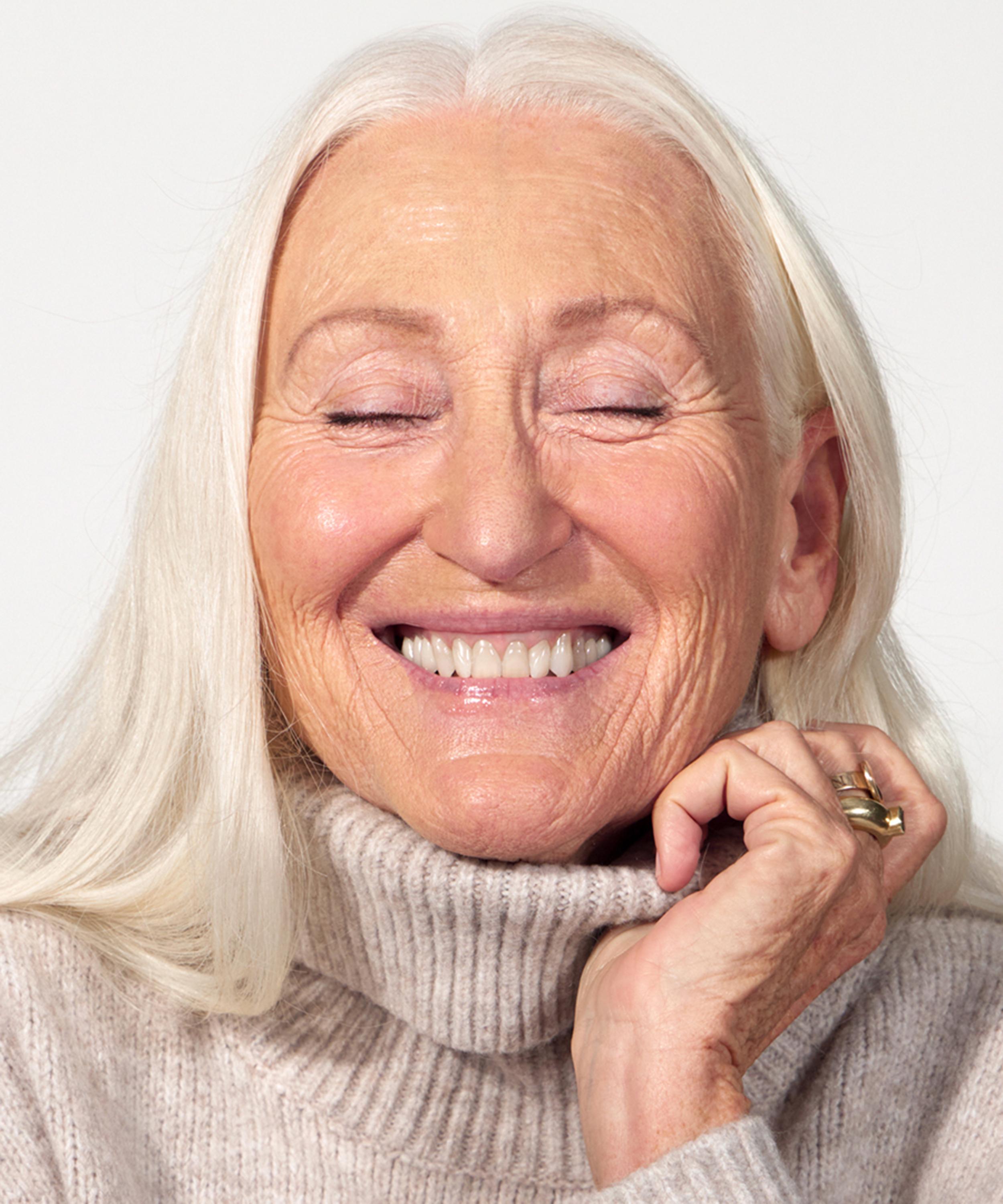 Jones Road - Just Enough Tinted Moisturiser 50ml image number 1