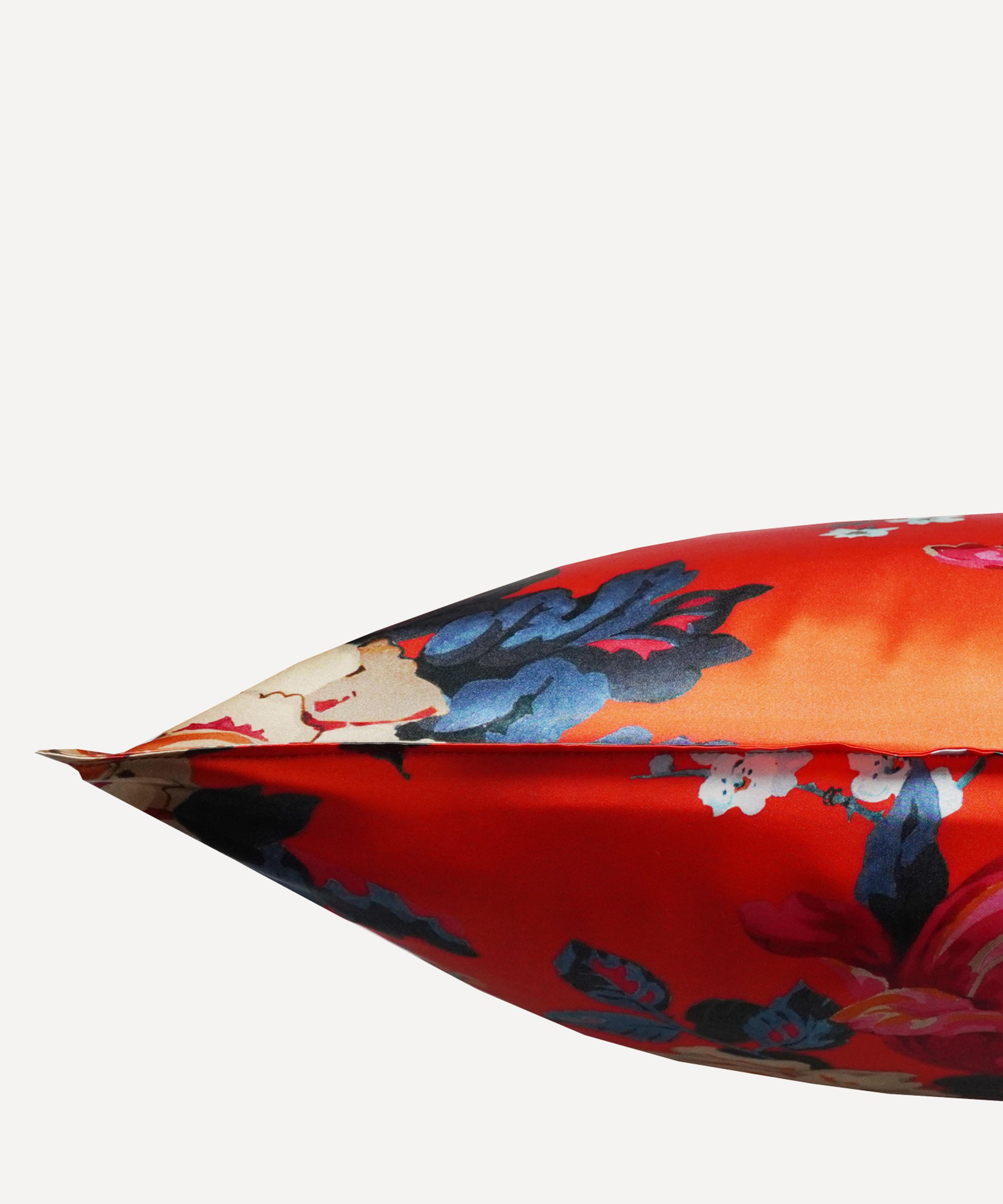 Coco & Wolf - Stately Kristina Silk Pillowcases Set of Two image number 1