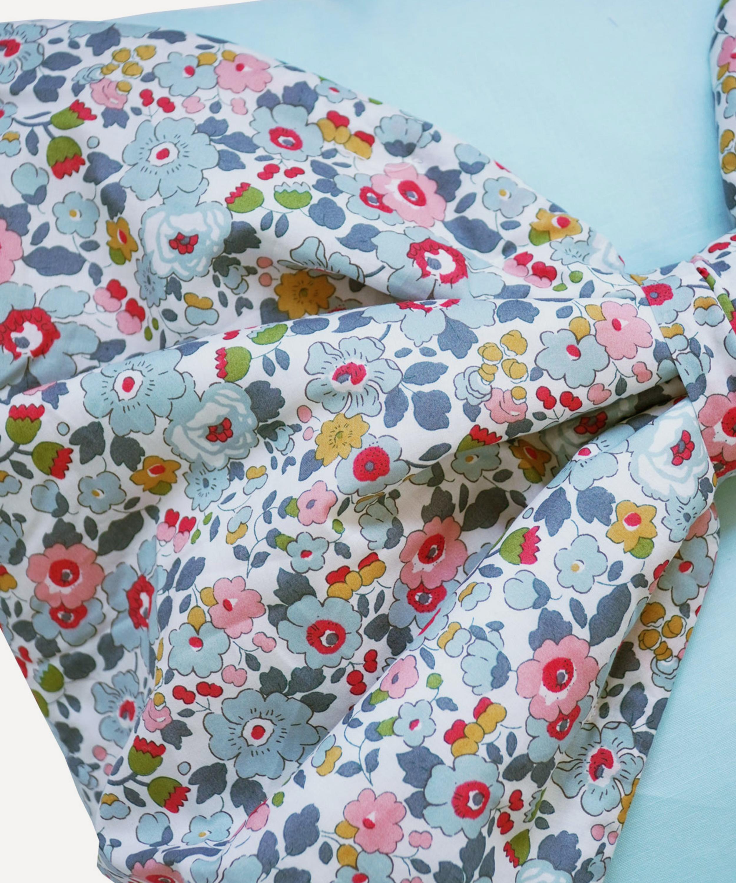 Coco & Wolf - Betsy Bow Cushion image number 1