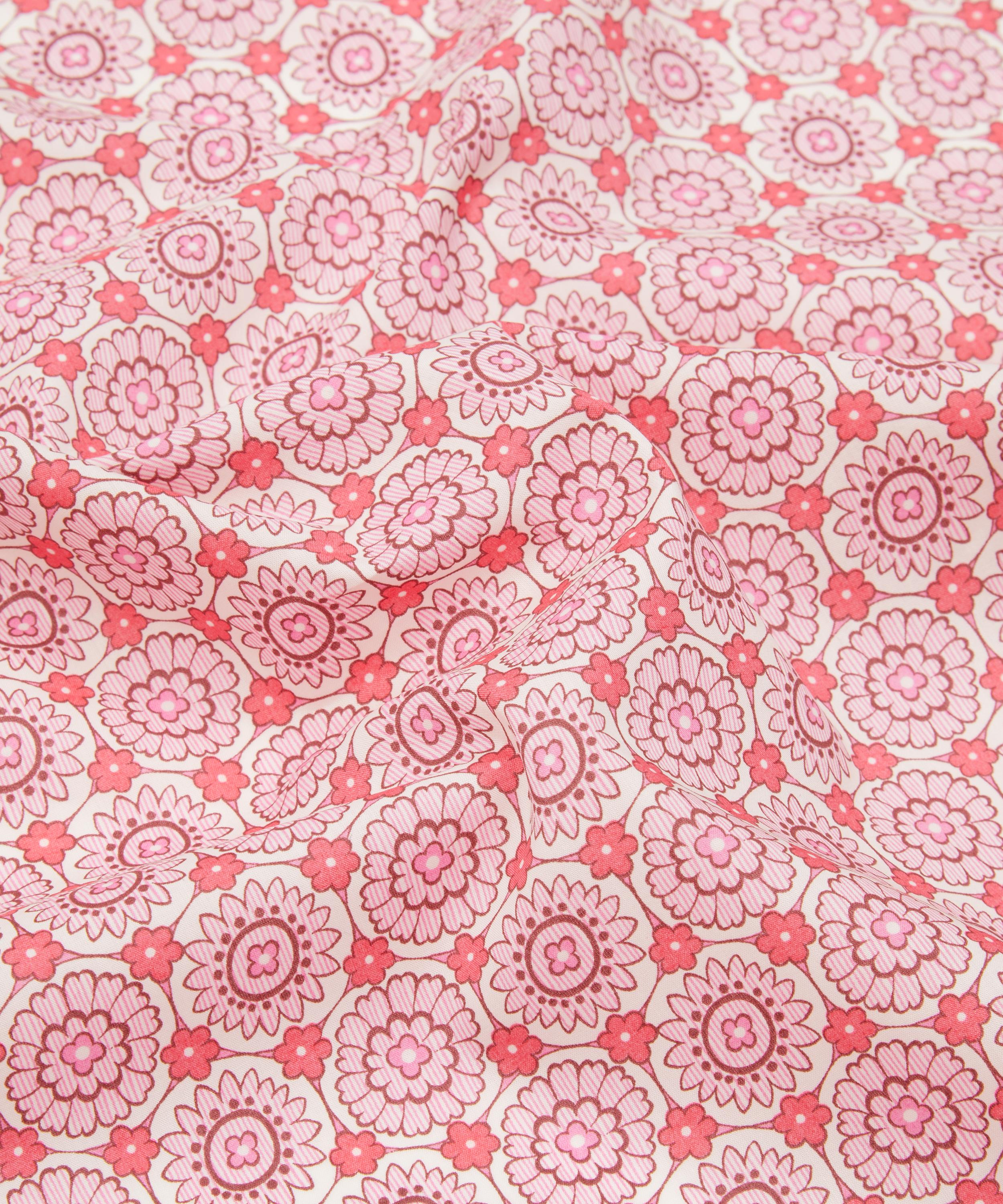 Liberty Fabrics - Inez Mio Tana Lawn™ Cotton image number 3