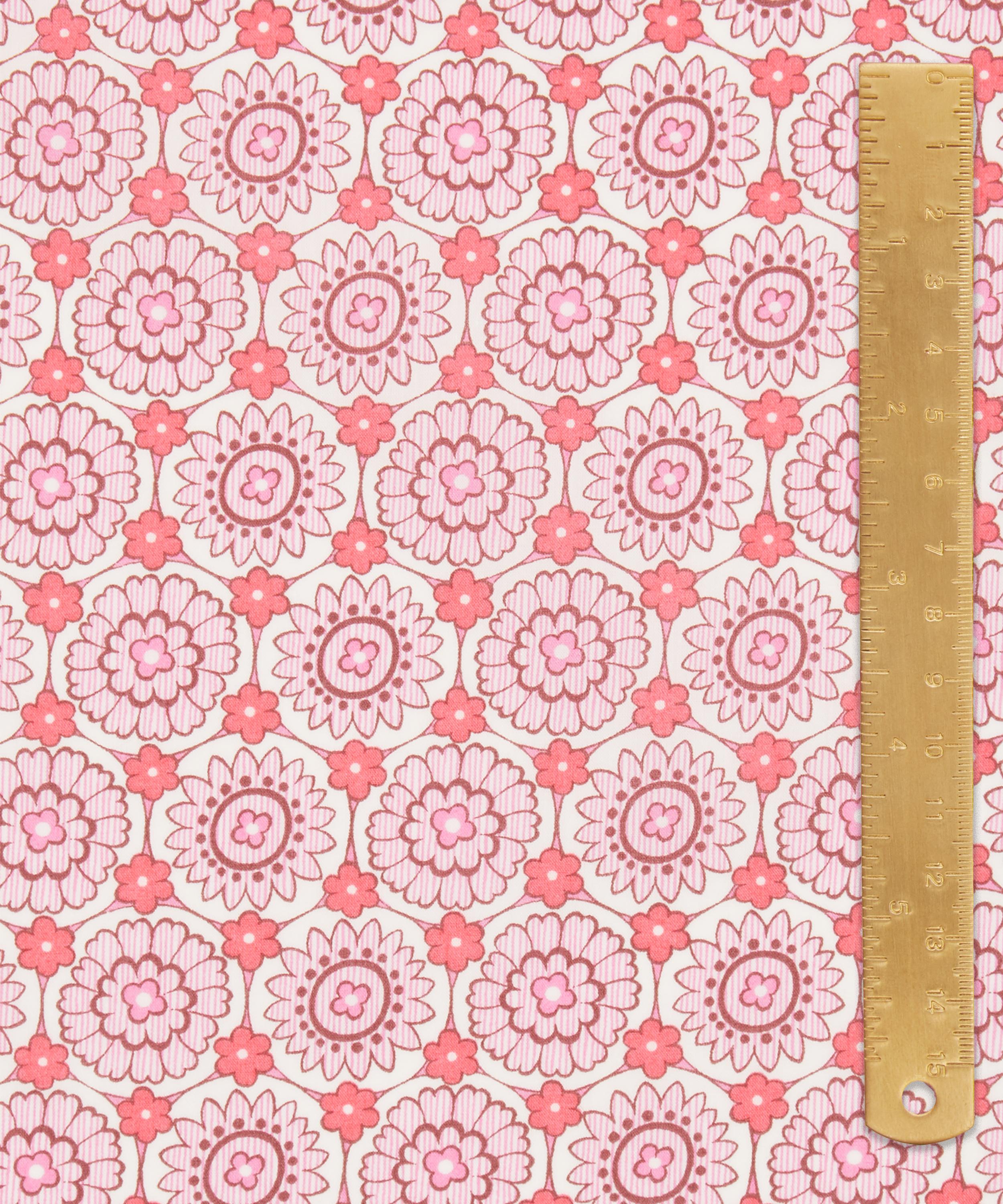 Liberty Fabrics - Inez Mio Tana Lawn™ Cotton image number 4