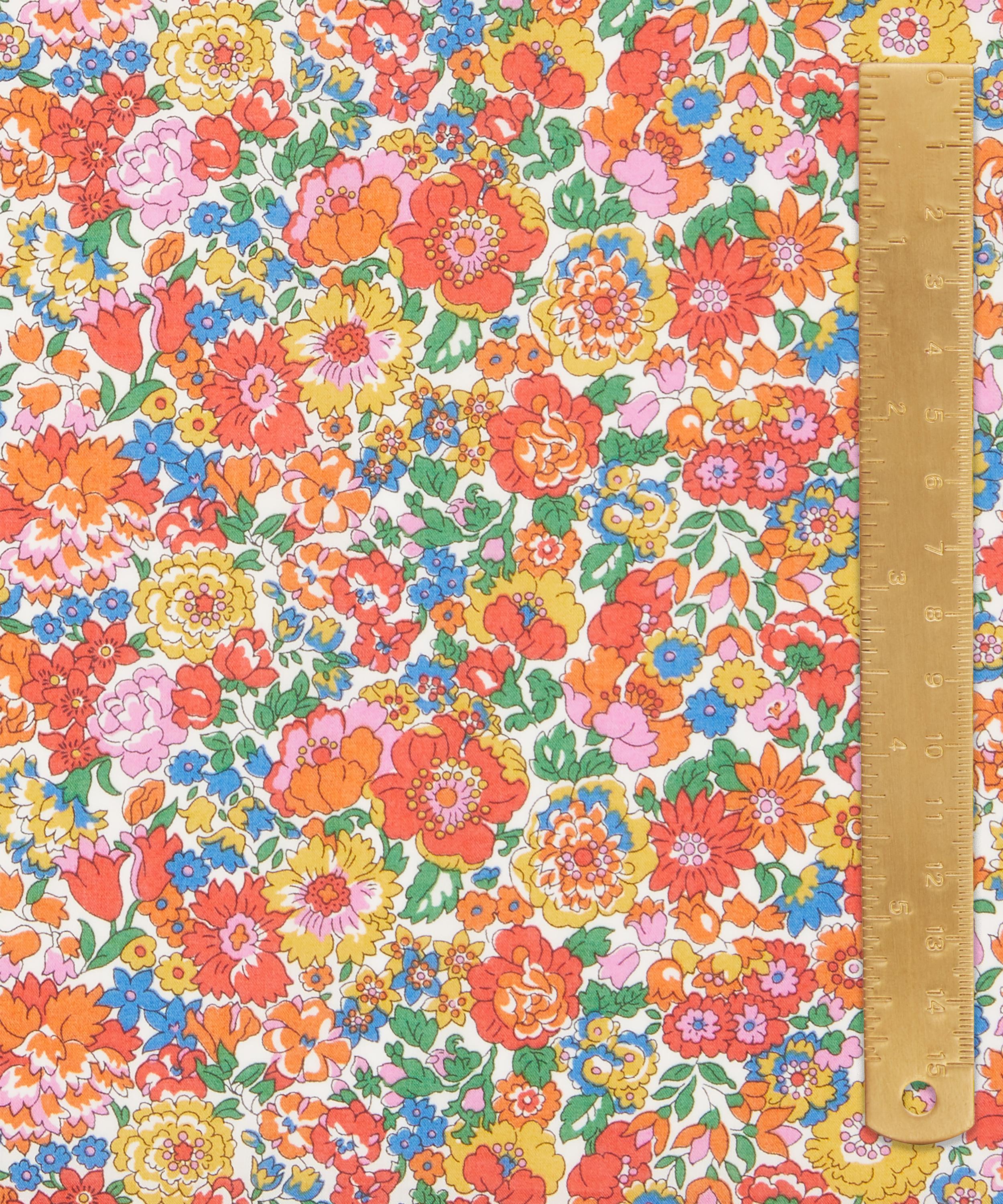 Liberty Fabrics - Nell Annie and May Tana Lawn™ Cotton image number 4