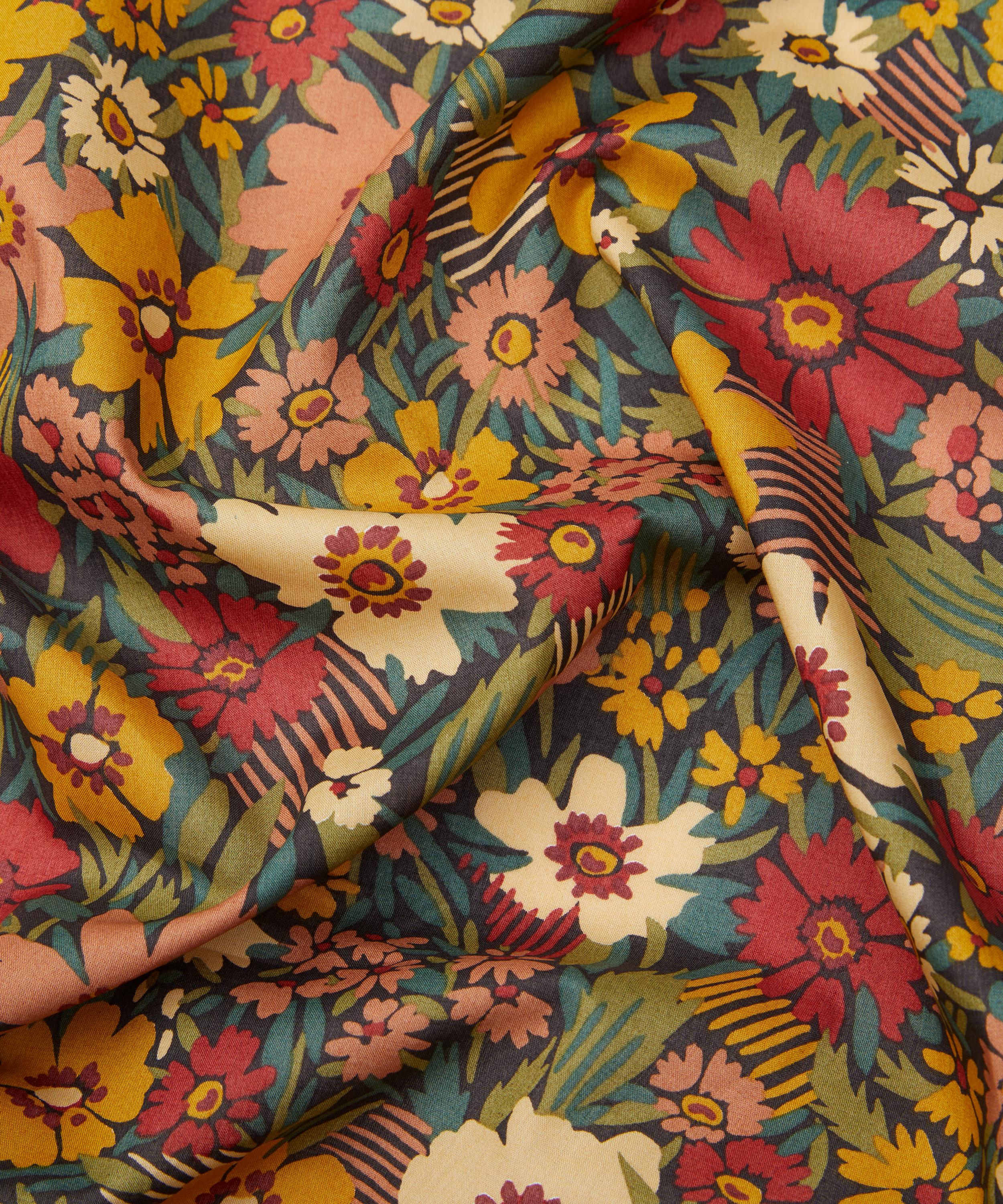 Liberty Fabrics - Averie Tana Lawn™ Cotton image number 3