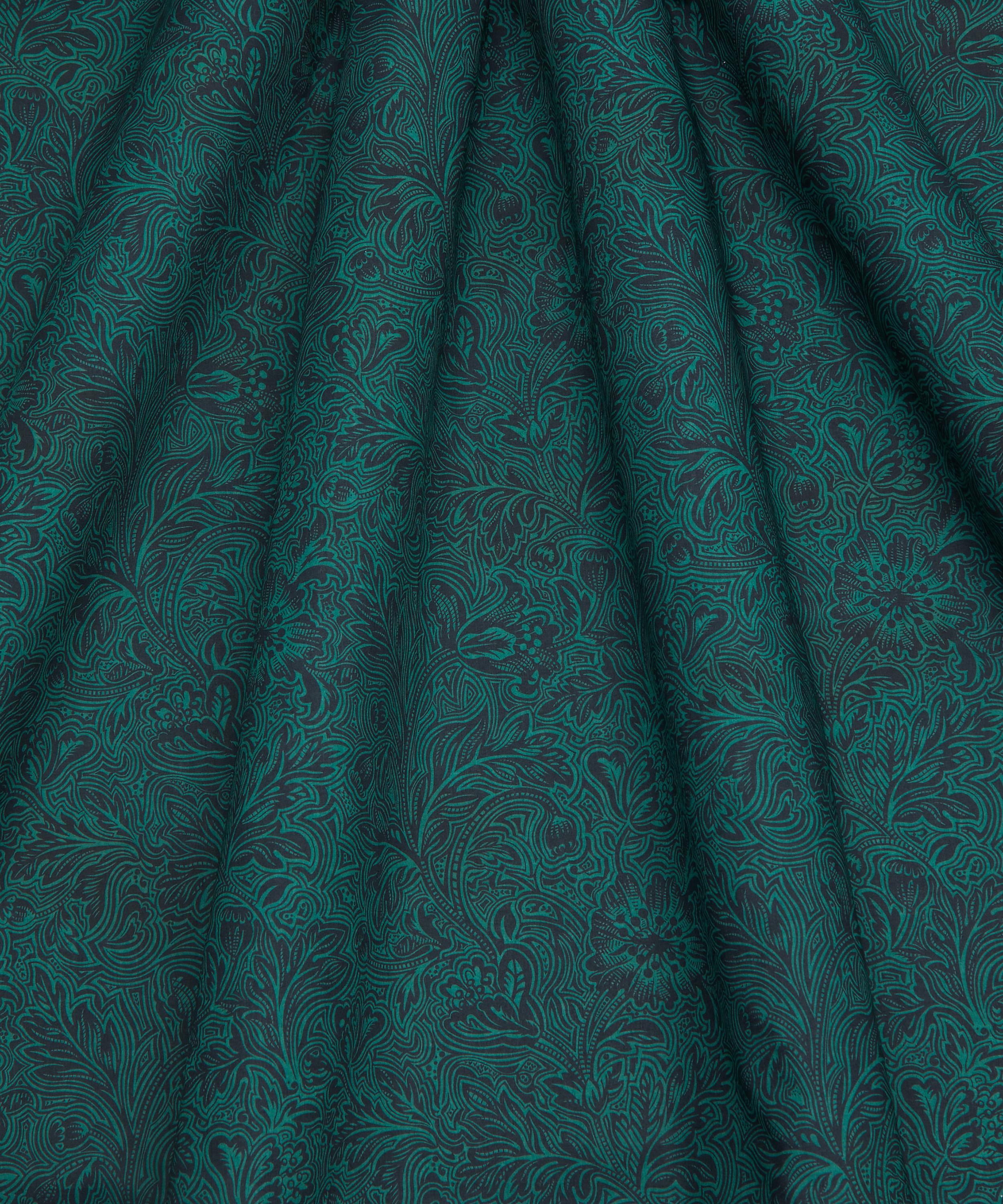 Liberty Fabrics - Dramatic Bloom Tana Lawn™ Cotton image number 2