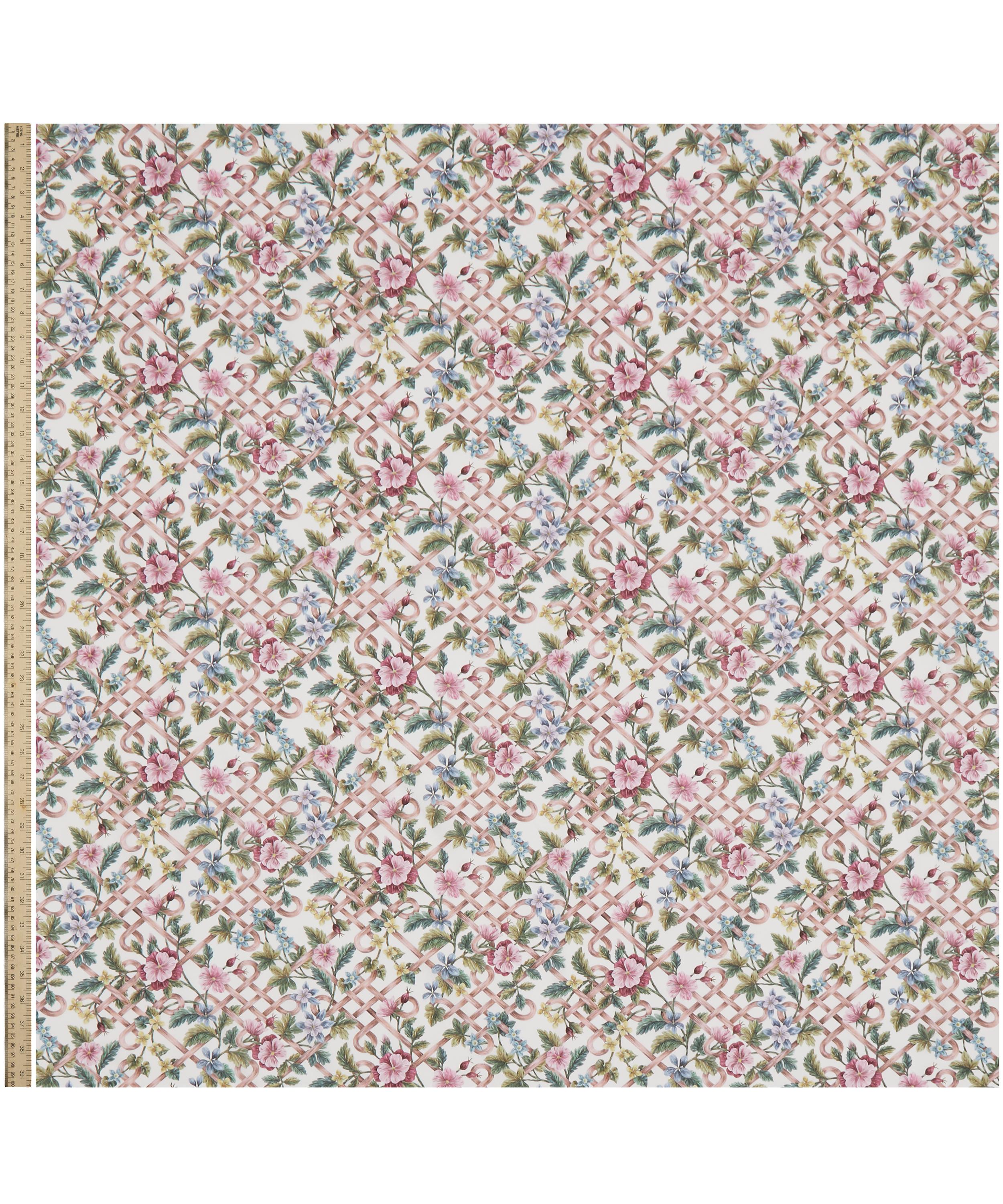 Liberty Fabrics - Botanical Knot Tana Lawn™ Cotton image number 1