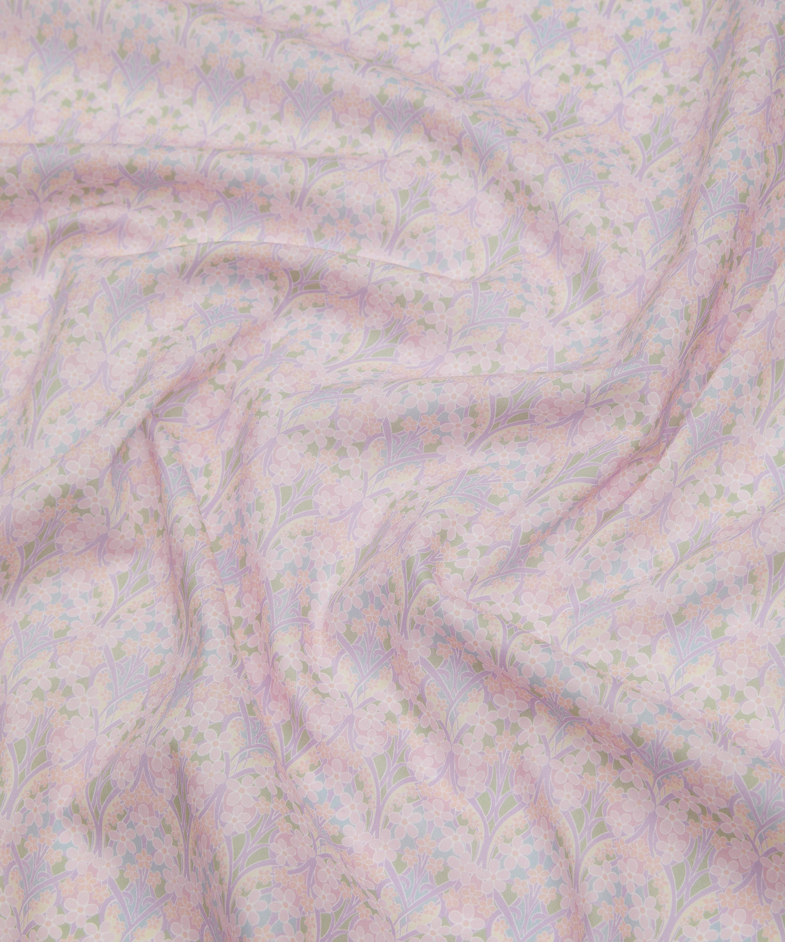 Liberty Fabrics - Iona Flower Tana Lawn™ Cotton image number 3