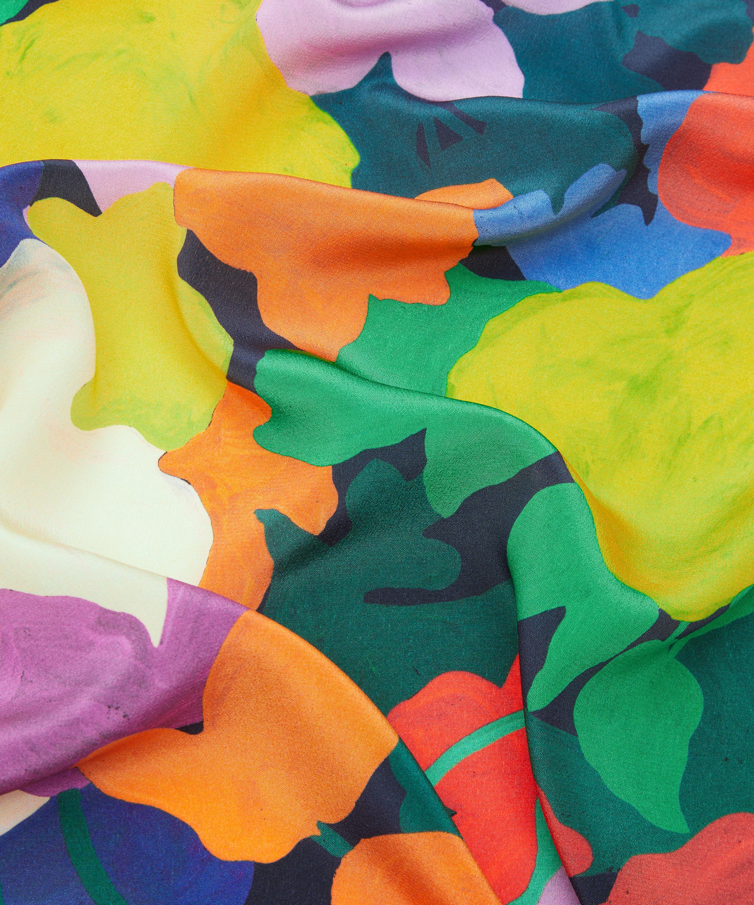 Liberty Fabrics - Marinas Tea Garden Crepe de Chine image number 3