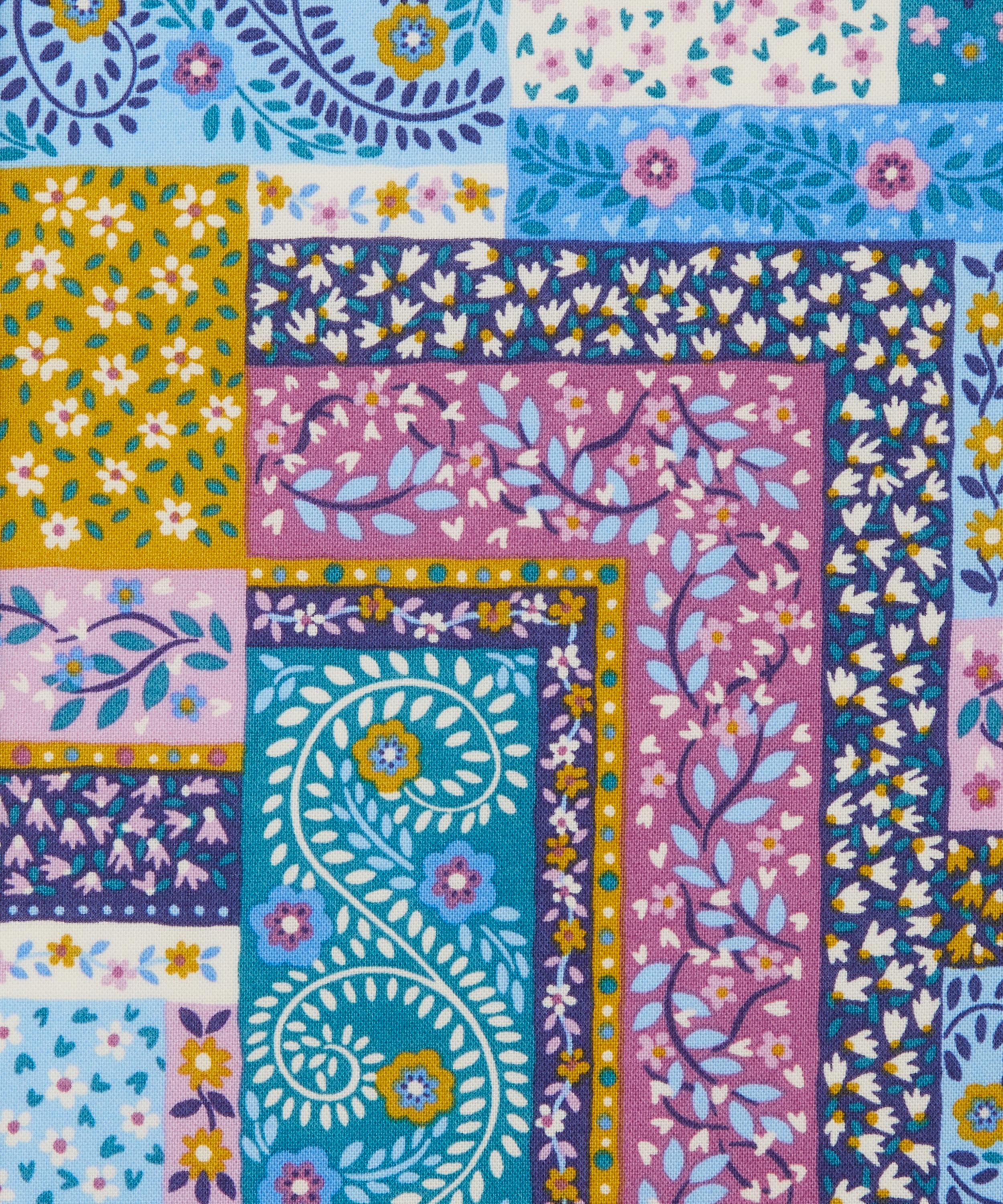 Liberty Fabrics - Patchwork Scarves Lasenby Quilting Cotton image number 0