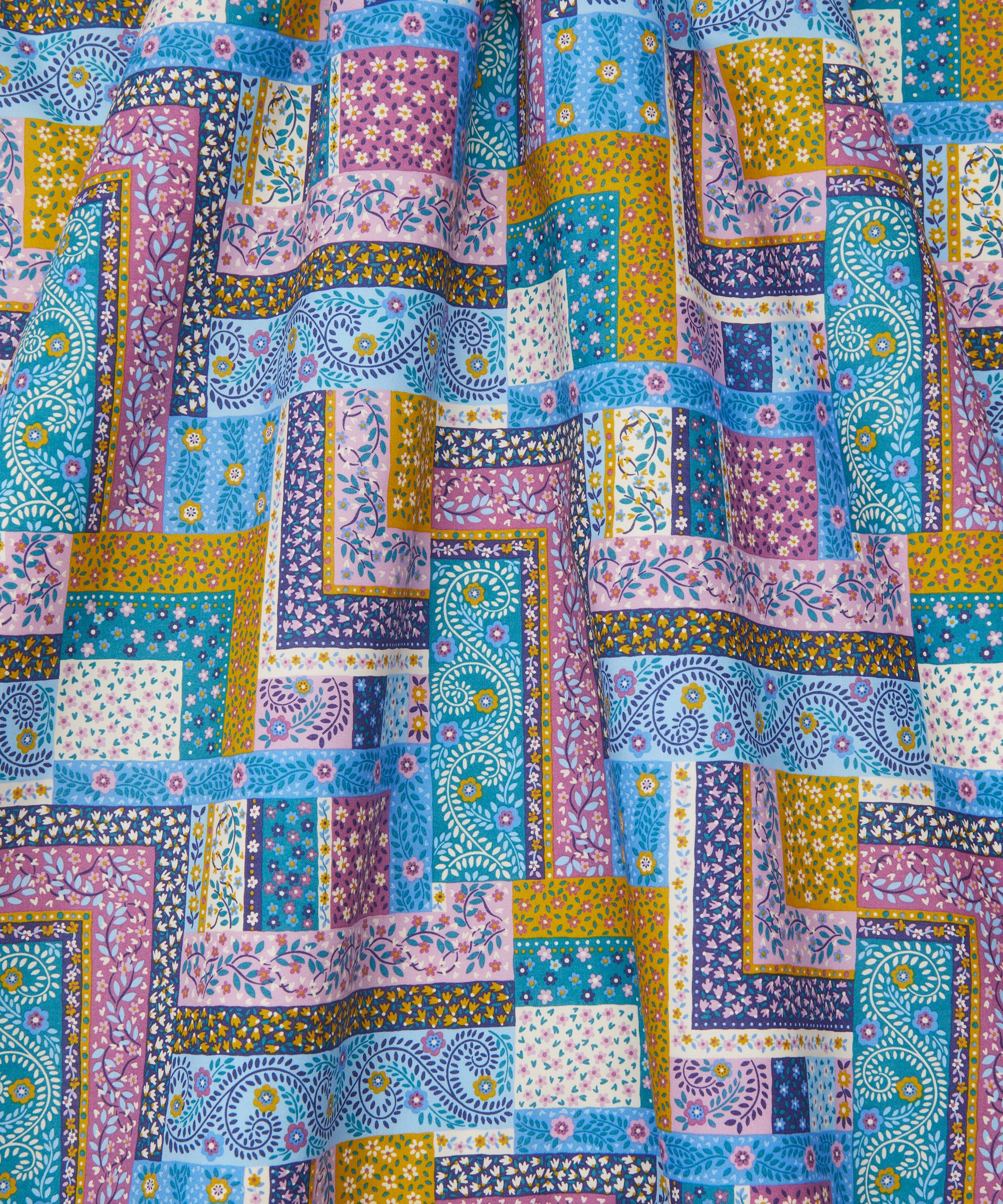 Liberty Fabrics - Patchwork Scarves Lasenby Quilting Cotton image number 2