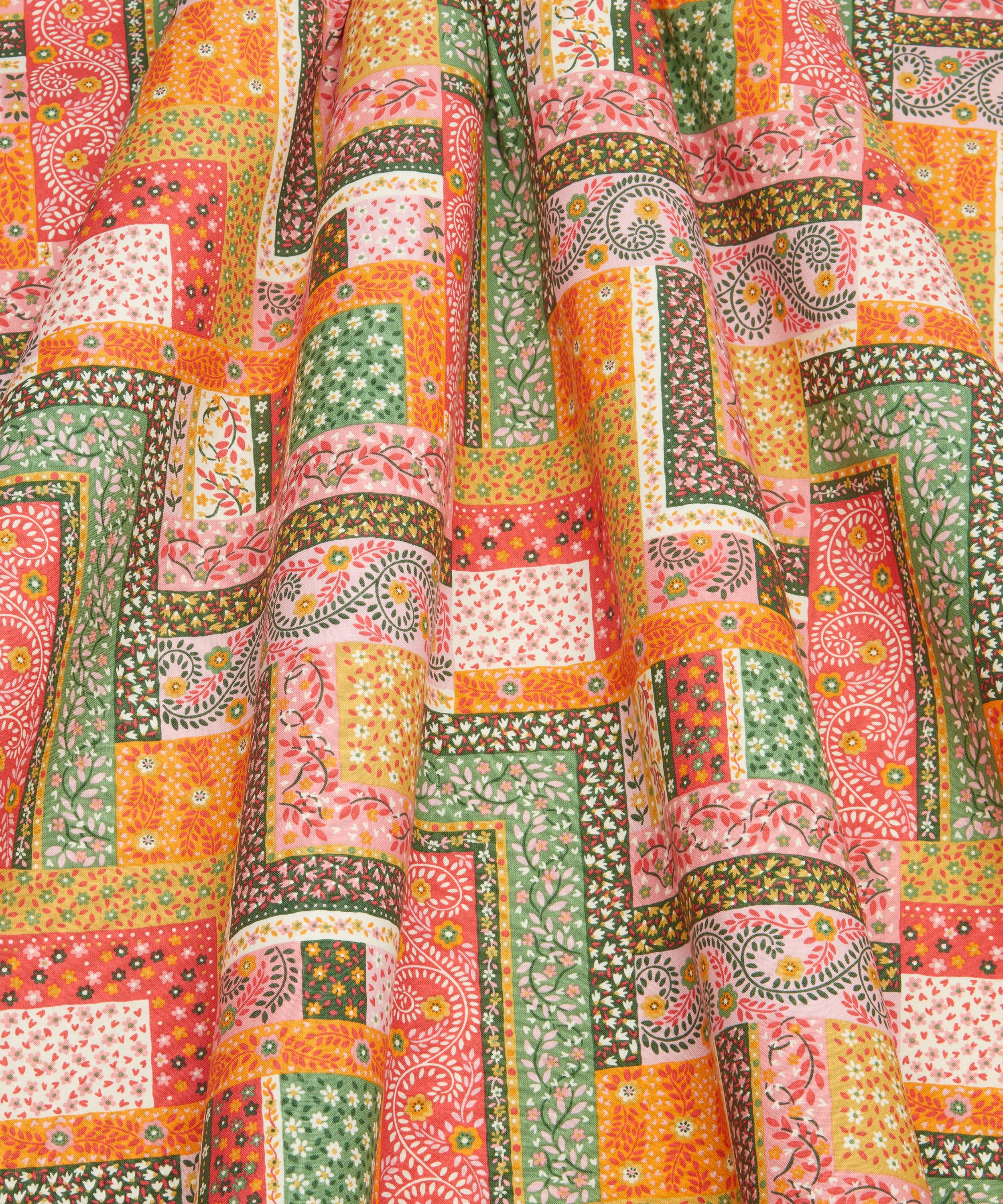 Liberty Fabrics - Patchwork Scarves Lasenby Quilting Cotton image number 2